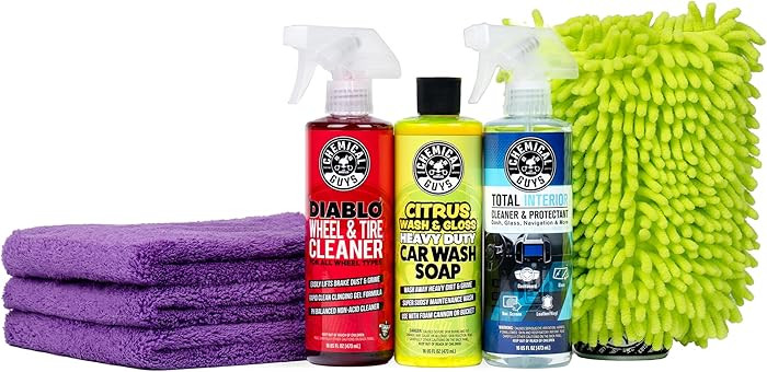 Chemical Guys Clean and Shine Car Wash Starter Kit - 7-Piece Set with 3 x 16 oz Car Detailing Che... | Amazon (US)
