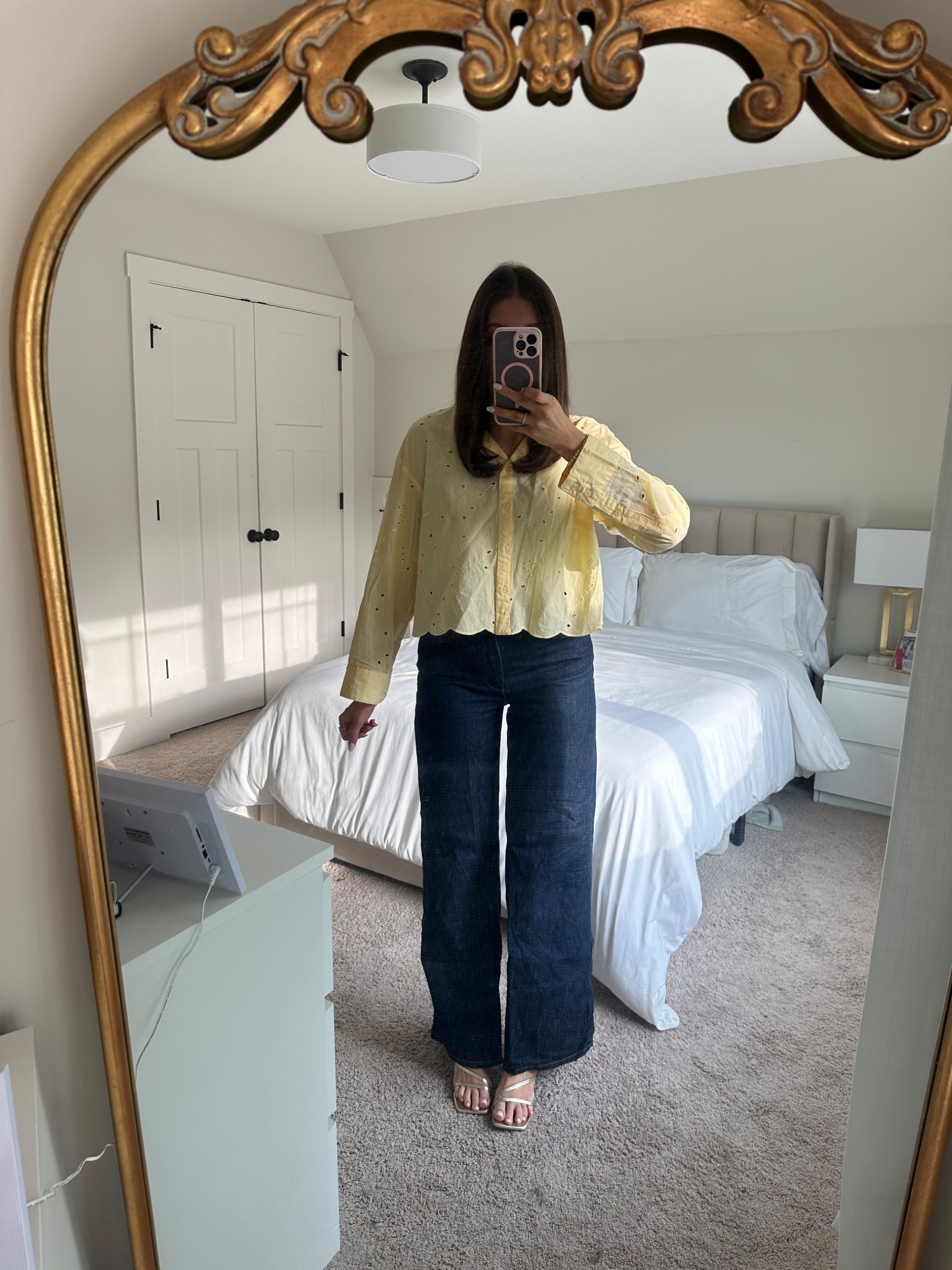 Spring outfit! This top reminds me of Anthropologie style & it’s under $25!

#LTKStyleTip #LTKFindsUnder50 #LTKSeasonal