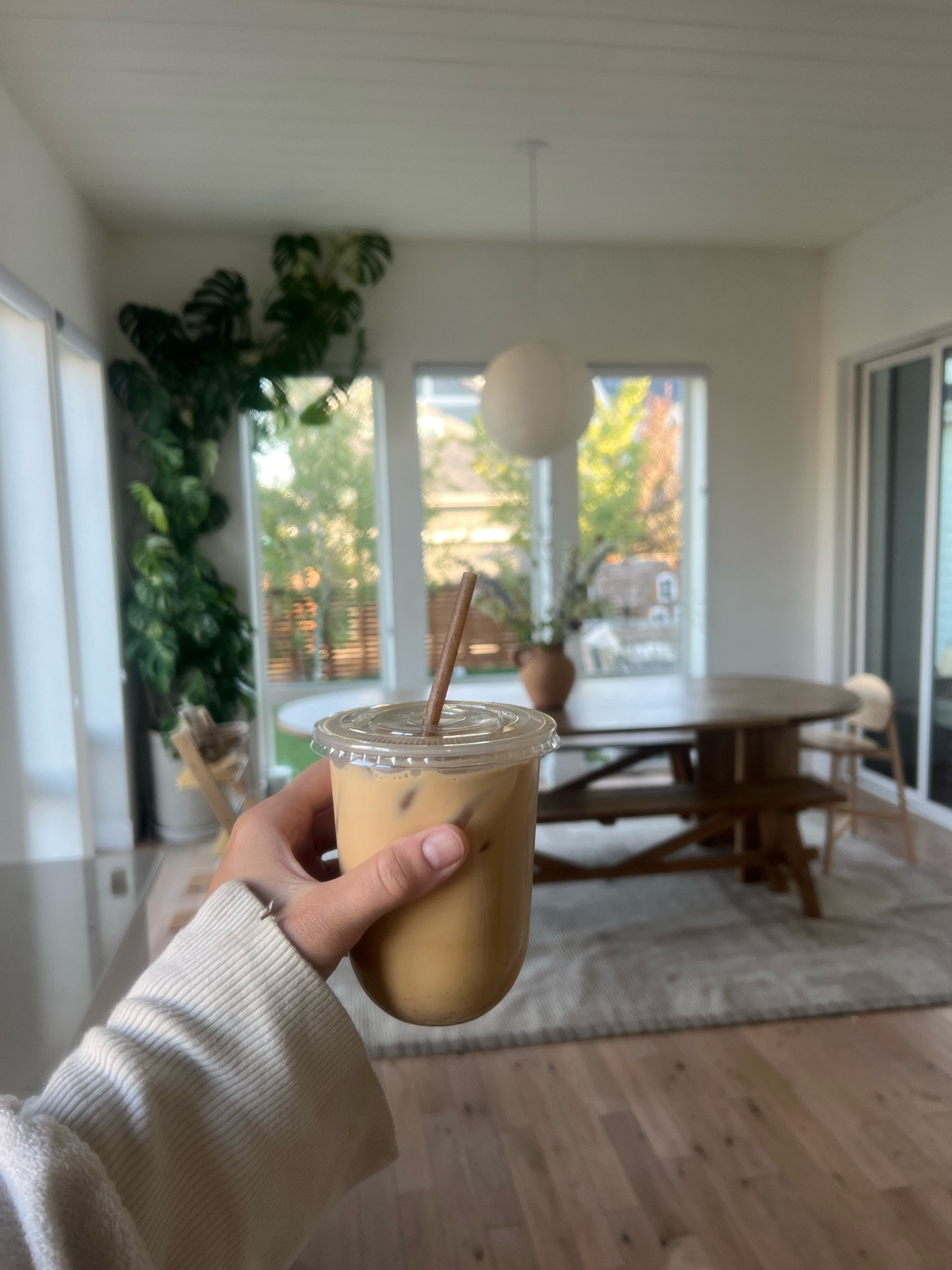 loving this perfect to go coffee cup silohuette ☕️

#LTKHome