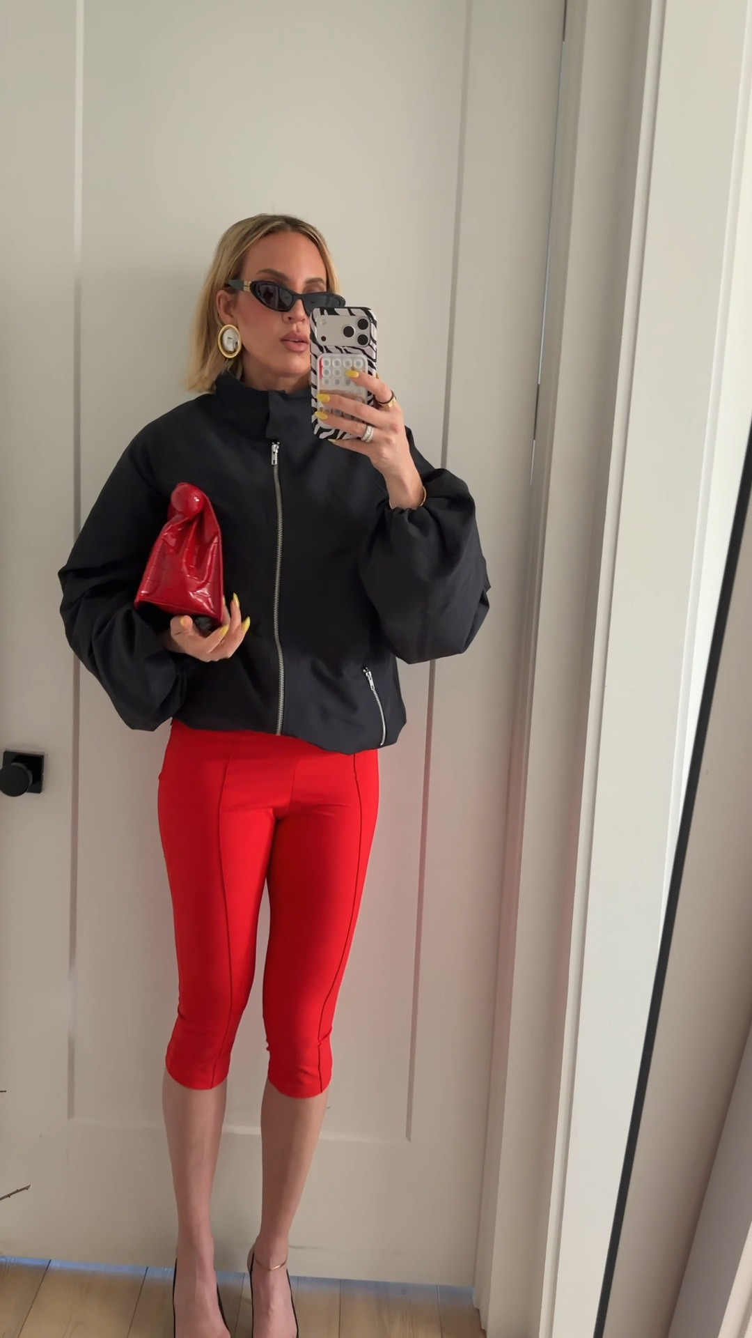 Only one size in this windbreaker! Hurry! I knew it would sell out. I’m wearing a medium, but I definitely could have done a small. ￼

#LTKootd #LTKOver40 #LTKTall