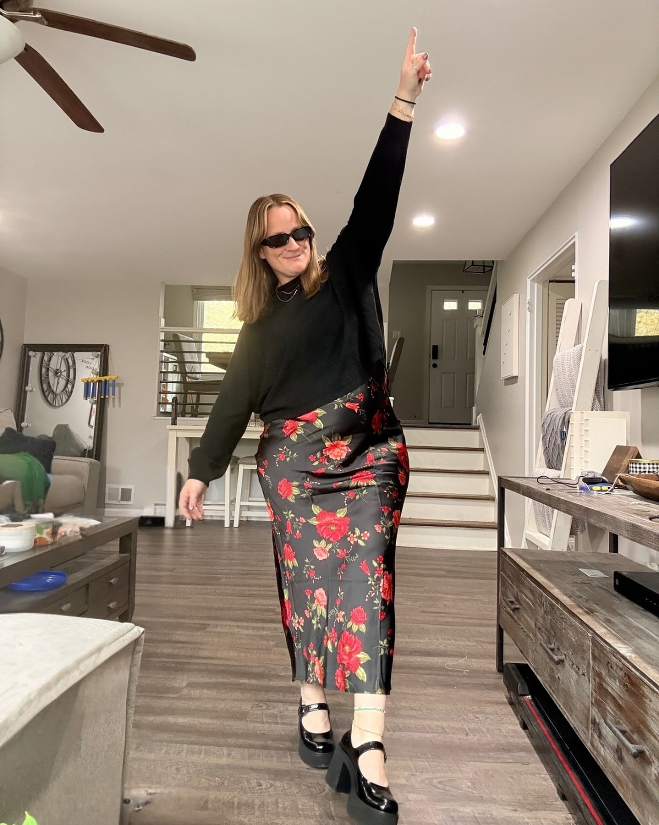 I adore making a dress versatile. This spaghetti strap, semi open back dress from @oldnavy is gorgeous. But for everyday wear - it’s probably a lot. But I threw on a sweater over top & made it a brunch with the girls or date night. Switch up the shoes, make it a bit more casual & wear it to work. Options are endless you just need the inspo! Let me be your inspiration - follow along here & on my @shop.ltk