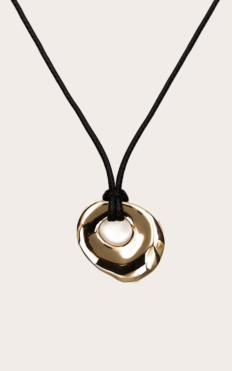 Gold Cord Large Oval Pendant | Accessories | PrettyLittleThing UK