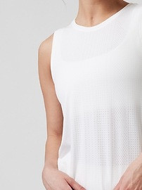 In Motion Seamless Tank | Athleta