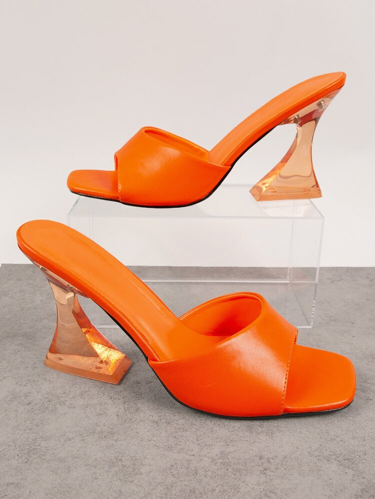 Retro Inspired Curve Toe Slip On Structure Heels | SHEIN