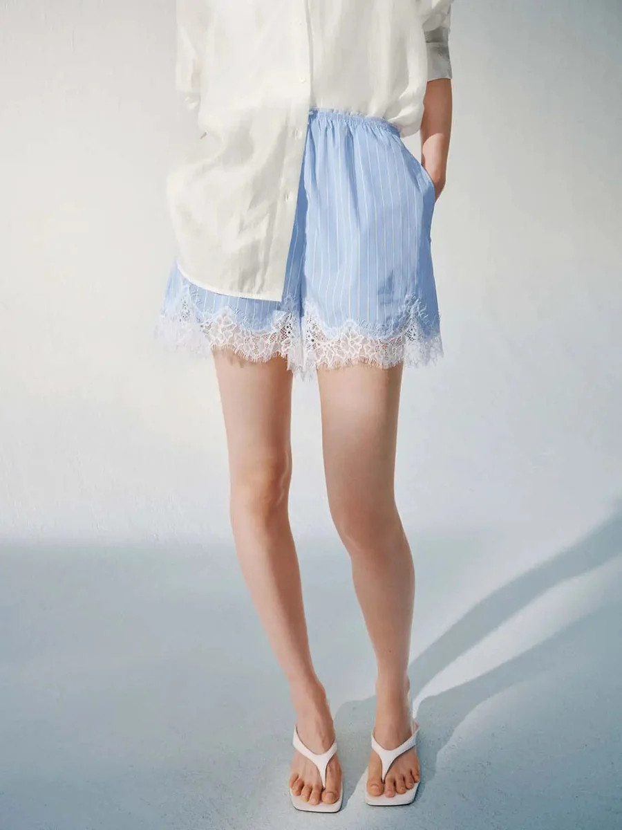 Lace Trim Striped Pull On Shorts | Urban Revivo