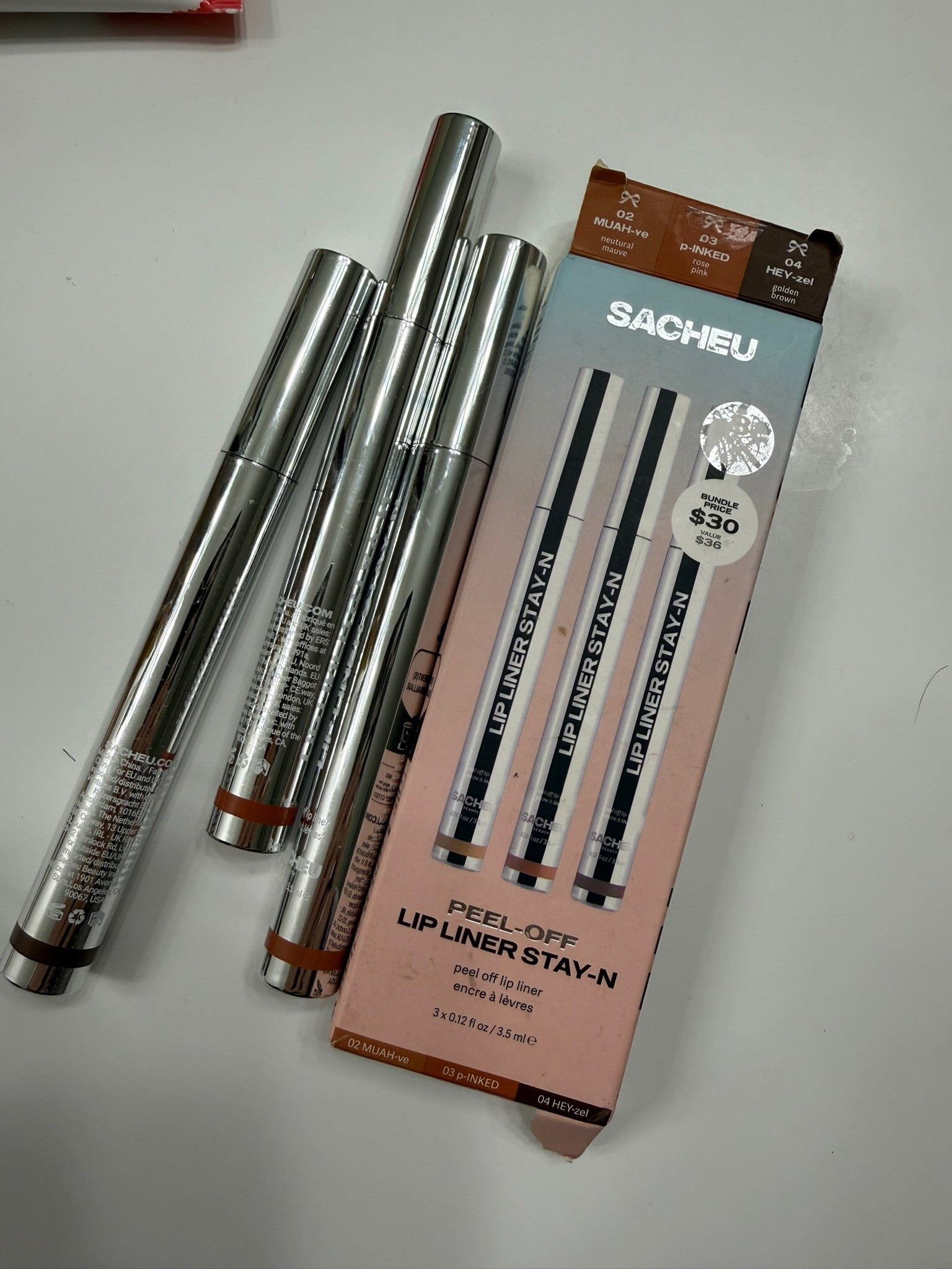 My fav lip liner stain that applies and peels off for an effortless and natural look 

#LTKgrwm #LTKmomlife #LTKBeauty