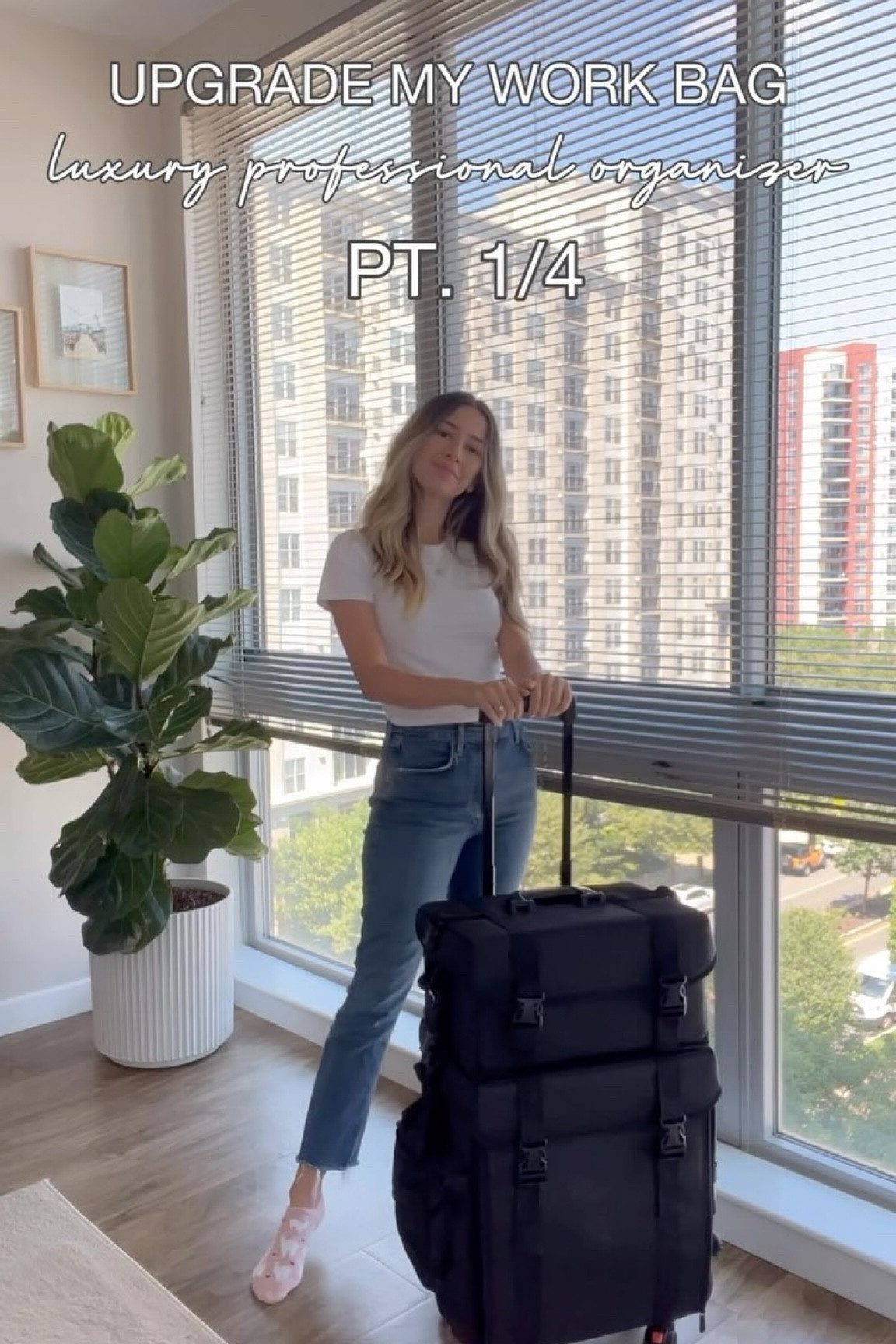 UPGRADE MY WORK BAG (PT 1/4) ✨

In this series, I'll be sharing the details about my work bag as a luxury professional organizer.

When organizing for my clients, we’re always on the go and need everything to be super functional so that our team can work efficiently. Although I’m a big fan of the @hulkenbag (I have 3 of them!), it was time for an upgrade.

I was thrilled to find this on Amazon and although it’s marketed for makeup artists, this bag suits our needs perfectly. Even with the higher price tag $$$ it is all worth it.

Tomorrow I'll be sharing what I carry in my bag and my favorite and most used supplies.

Make sure to follow us and turn on your notifications so you don’t miss out on our next 3 videos in this series!

If there’s anything specific you want to know, drop a comment below! 😉

.

.

.
#organizingtips #organizinghacks #cleaninghacks #hometips #greenwichct #homeorganization #declutter #professionalorganizer  #organization

Home Organizing | Luxury Professional Organizer