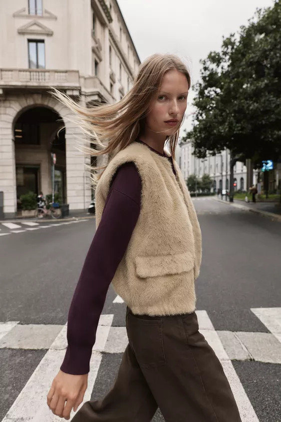 FAUX FUR ZIP VEST | Zara US