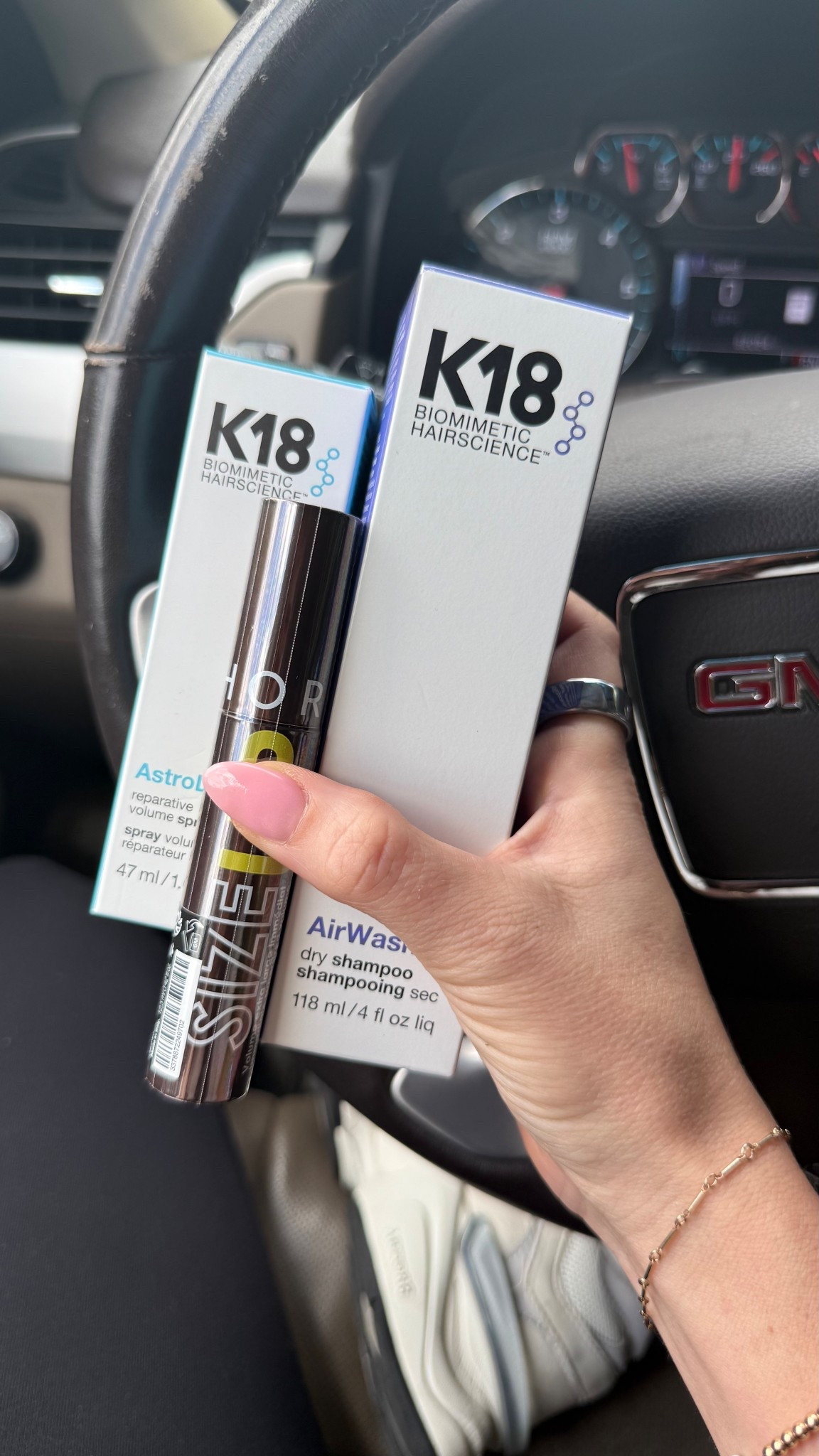 Sephora mini haul ✨ Picked up some hair must-haves:
✔️ K18 Biomimetic Hairscience treatment 🧬
✔️ K18 AirWash dry shampoo for fresh roots 💨
✔️ Sephora Collection Size Up mascara for bold lashes 👀

#SephoraHaul #SephoraFinds #SephoraVIB #K18Hair #K18BiomimeticHairscience #DryShampoo #SephoraMakeup #SizeUpMascara #SephoraFavorites #HaircareRoutine #BeautyObsessed #SephoraAddict #HairGoals #BeautyLover #LTKBeauty #LTKSale #LTKFinds #LTKSephora #LTKHaul #LTKUnder50

#LTKFindsUnder50 #LTKStyleTip #LTKBeauty