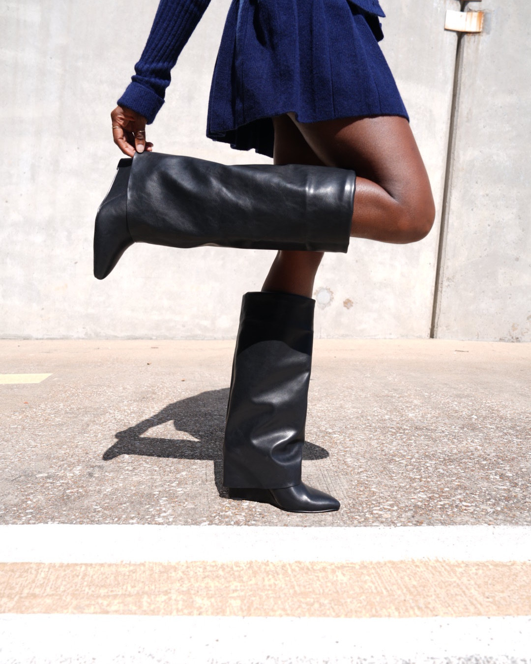 Fall shoe trend! Black folder boots under $80! 

#LTKShoeCrush #LTKFindsUnder100 #LTKWorkwear