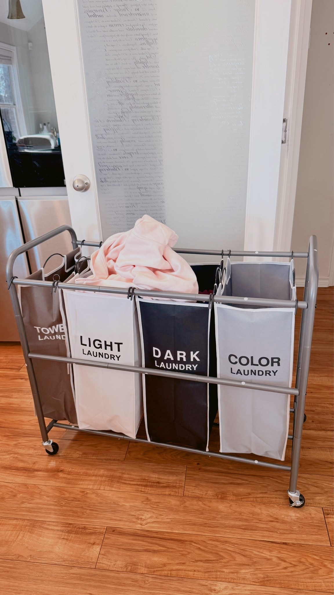 Para separar la ropa, el mejor hamper! ✨