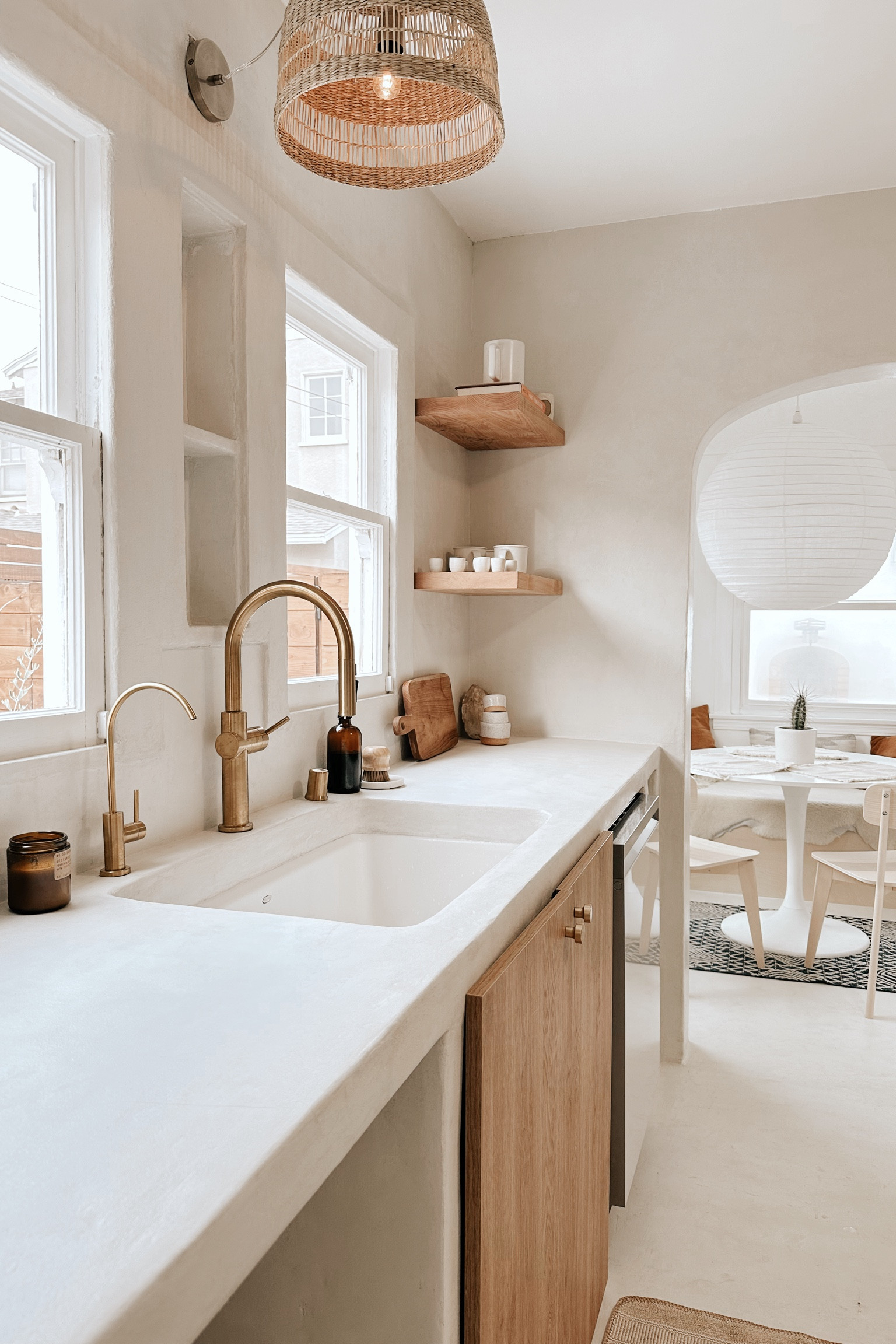 Small Kitchen Design #blancobungalow #falldecor #kitchen #kitchengoals #kitchendesign #smallkitchen #mydomaine #cornerofmyhome #whitekitchen #cementkitchen #concretekitchen 

#LTKhome