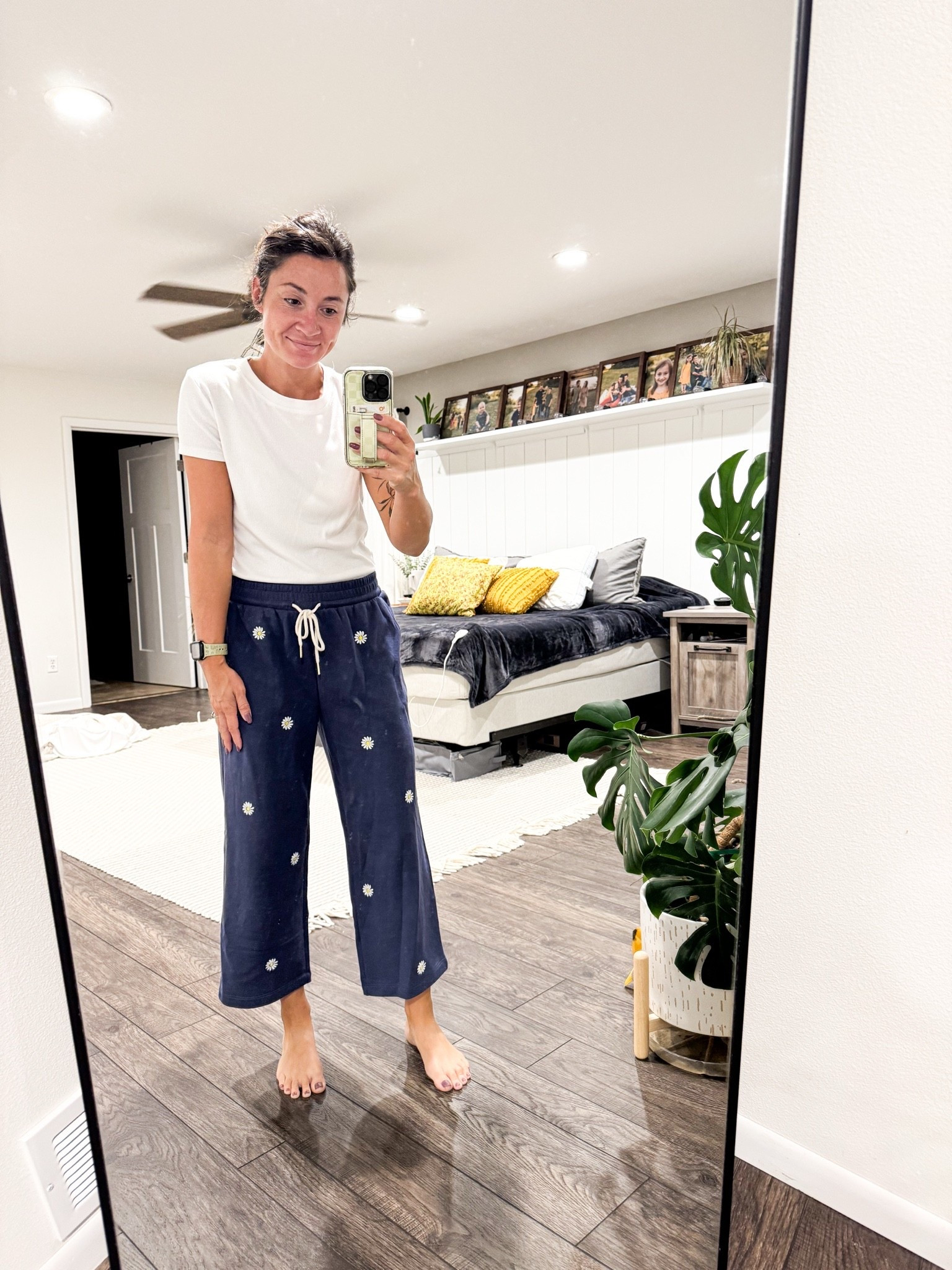Had to go with the super comfy outfit today, because this mama was tired! 

Shirt: small 
Pants: small

#LTKmomlife #LTKootd #LTKU