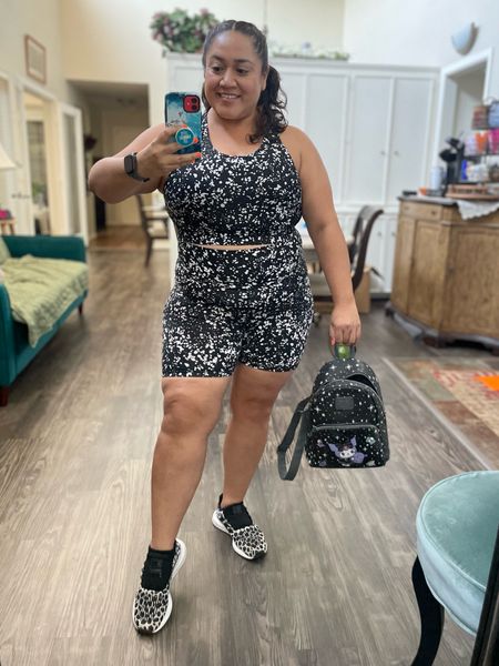 Work out set perfect for dance class in over 90° weather! Instead if a gym back I carry a Hello Kitty tarot backpack

#LTKcurves #LTKunder100 #LTKFitness