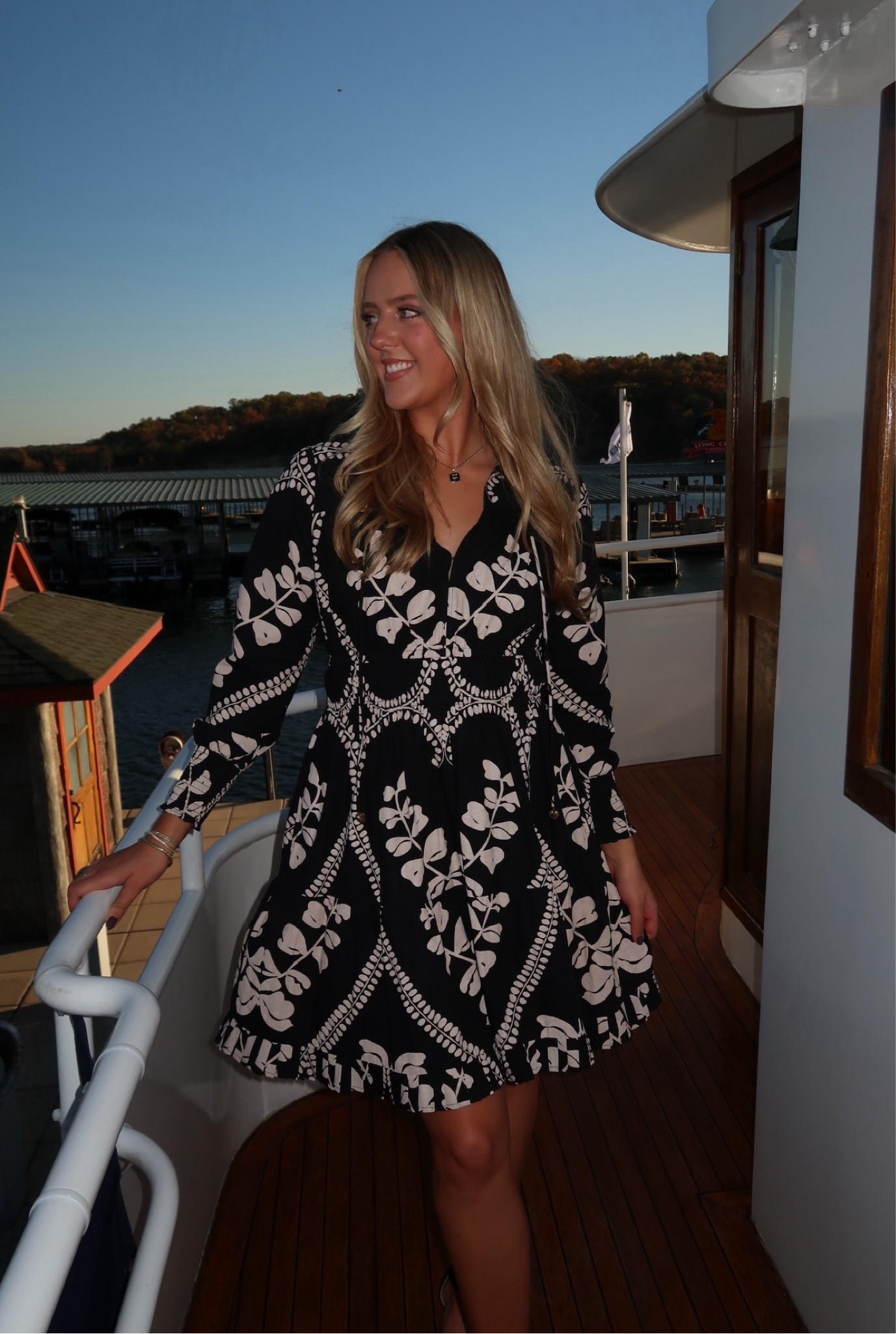 1730 Alice in Heart Black - BEYOND by Vera, size Small! Several other colors & patterns in the dresses too! 

#LTKSeasonal #LTKHoliday #LTKGiftGuide