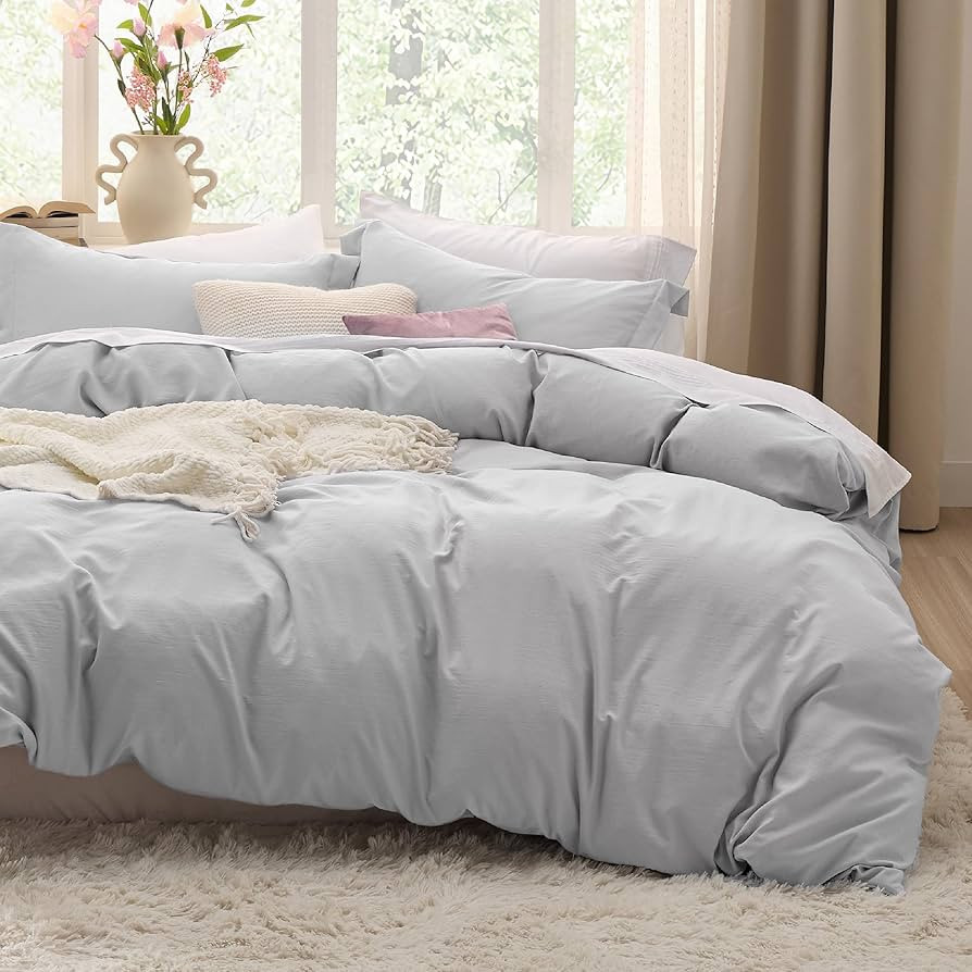 Bedsure Light Grey Duvet Cover Queen Size - 3 Pieces Prewashed Cotton-Like Extra Soft Bedding Set... | Amazon (US)