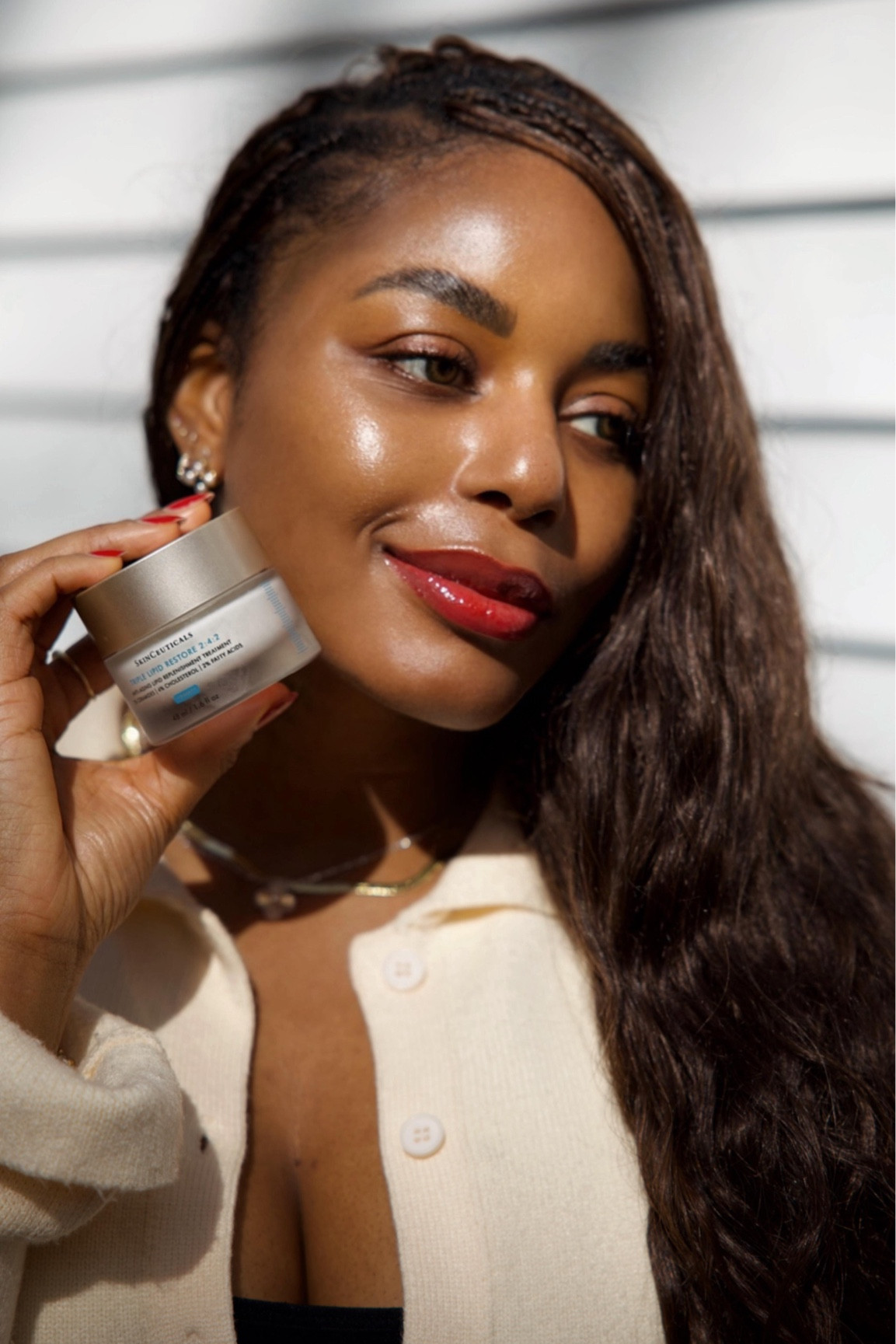 My secret to getting clear, hydrated skin even during the winter? Skinceuticals! For a limited time, you can build your own routine by choosing your favorite skincare products for a set! I’m linking my 3 favorite skincare products below! … For more links to christmas decor, red light mask, holiday party must-haves, triangle scarves, follow me on LTK! ✨


#LTKmorningroutine #LTKHoliday #LTKBeauty