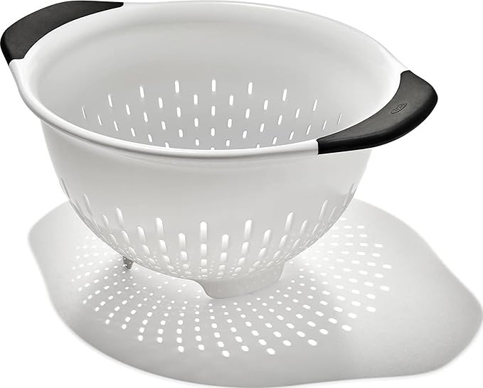OXO Good Grips 3 QT Plastic Colander | Amazon (US)