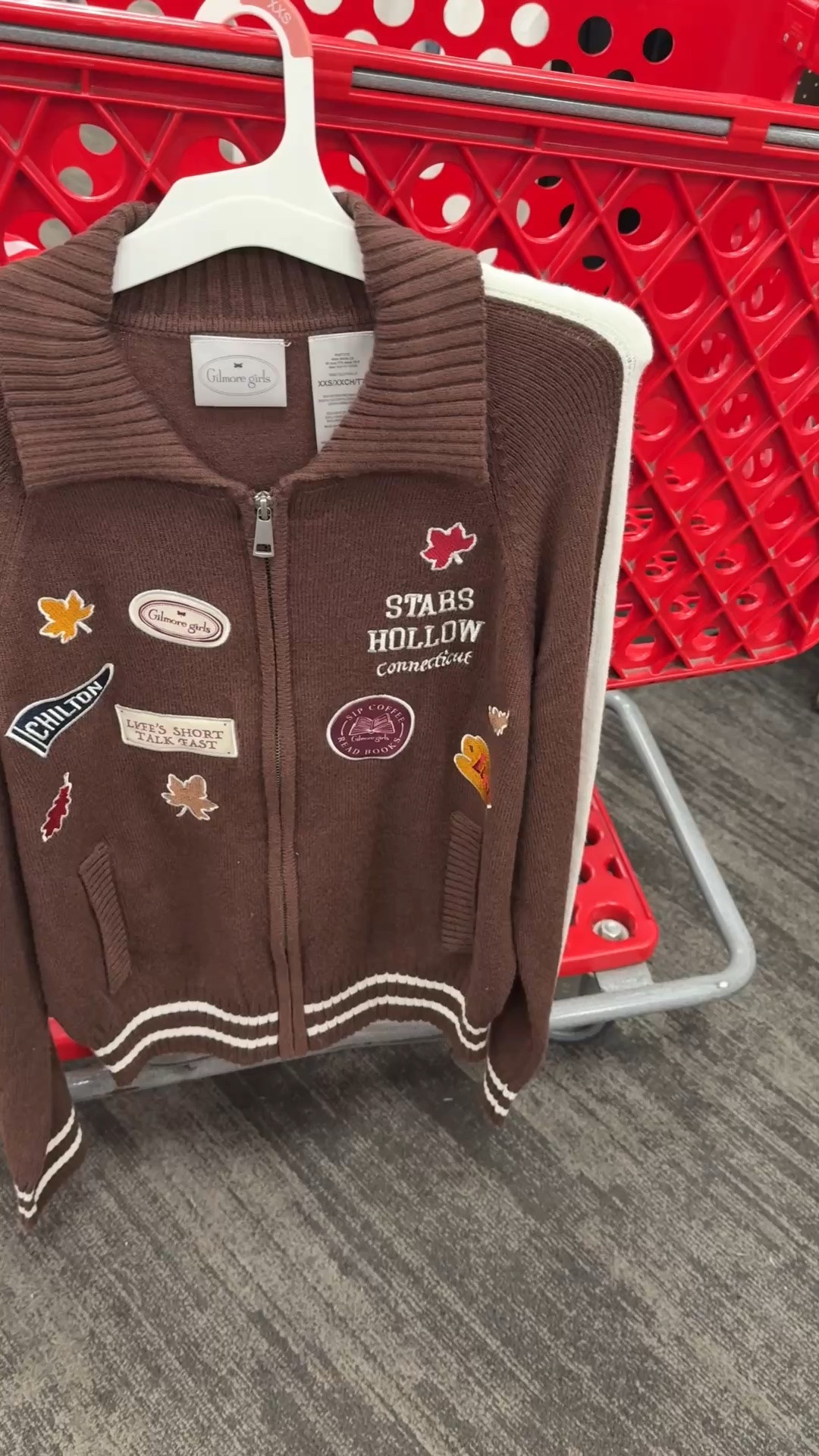New Gilmore Girls cardigan

🤎🍂🍁

#LTKgrwm #LTKootd #LTKdayinmylife