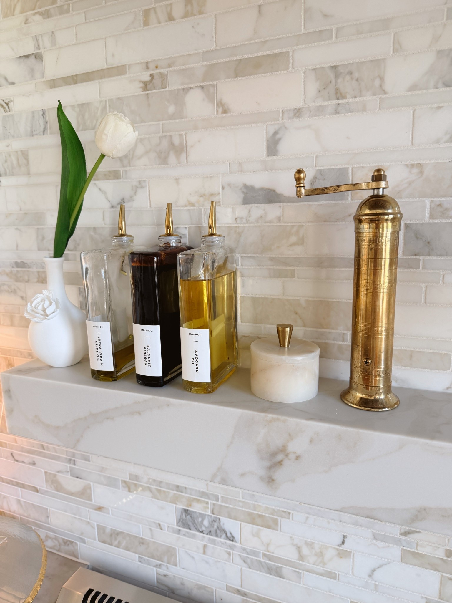 Beautiful and functional kitchen finds that I use and love found on Amazon!

Amazon finds, Amazon kitchen, aesthetic kitchen finds, gold pepper grinder, wedding registry, kitchen organization

#LTKHome