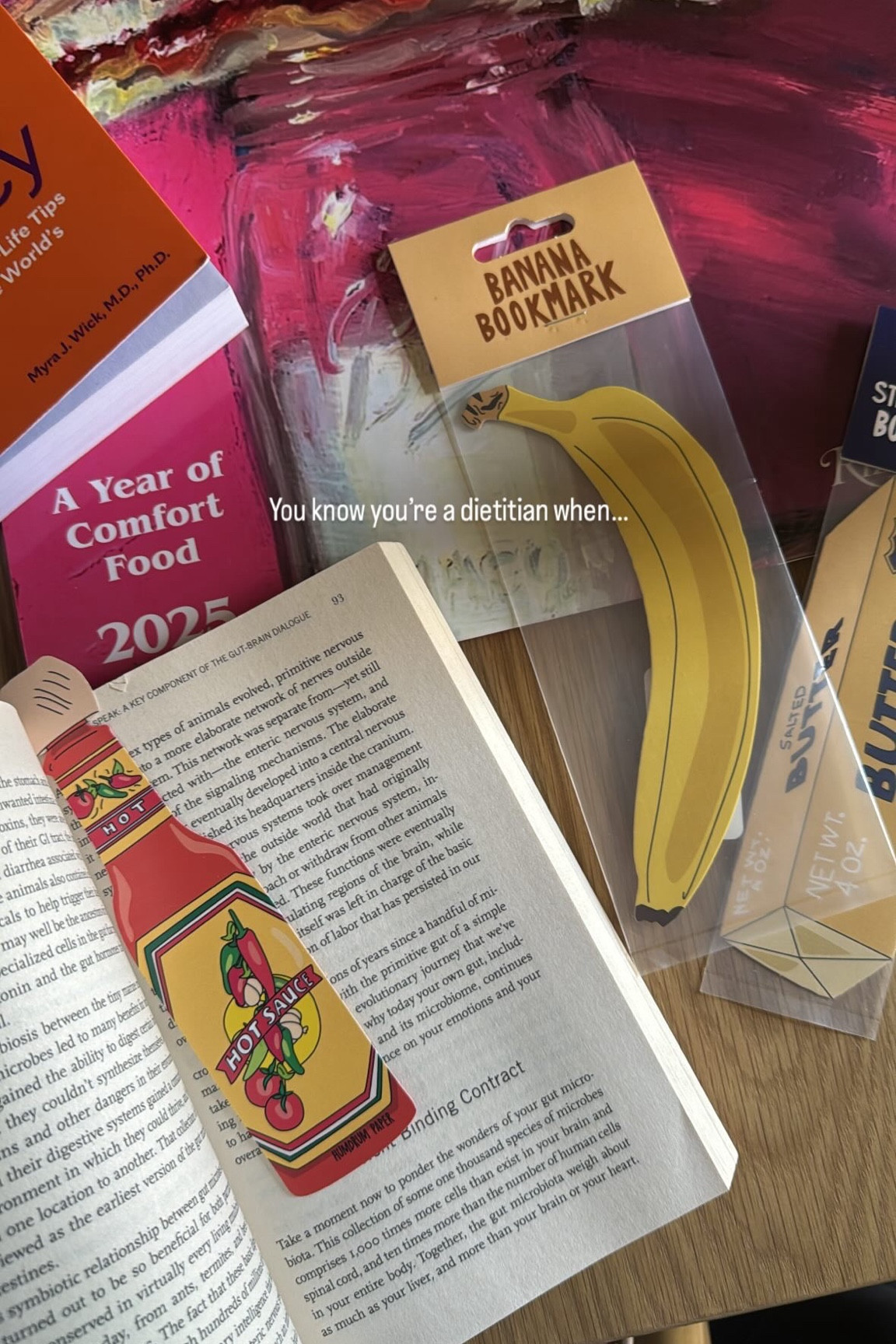 Dietitian necessities 🤪 


Food books calendar office supplies 