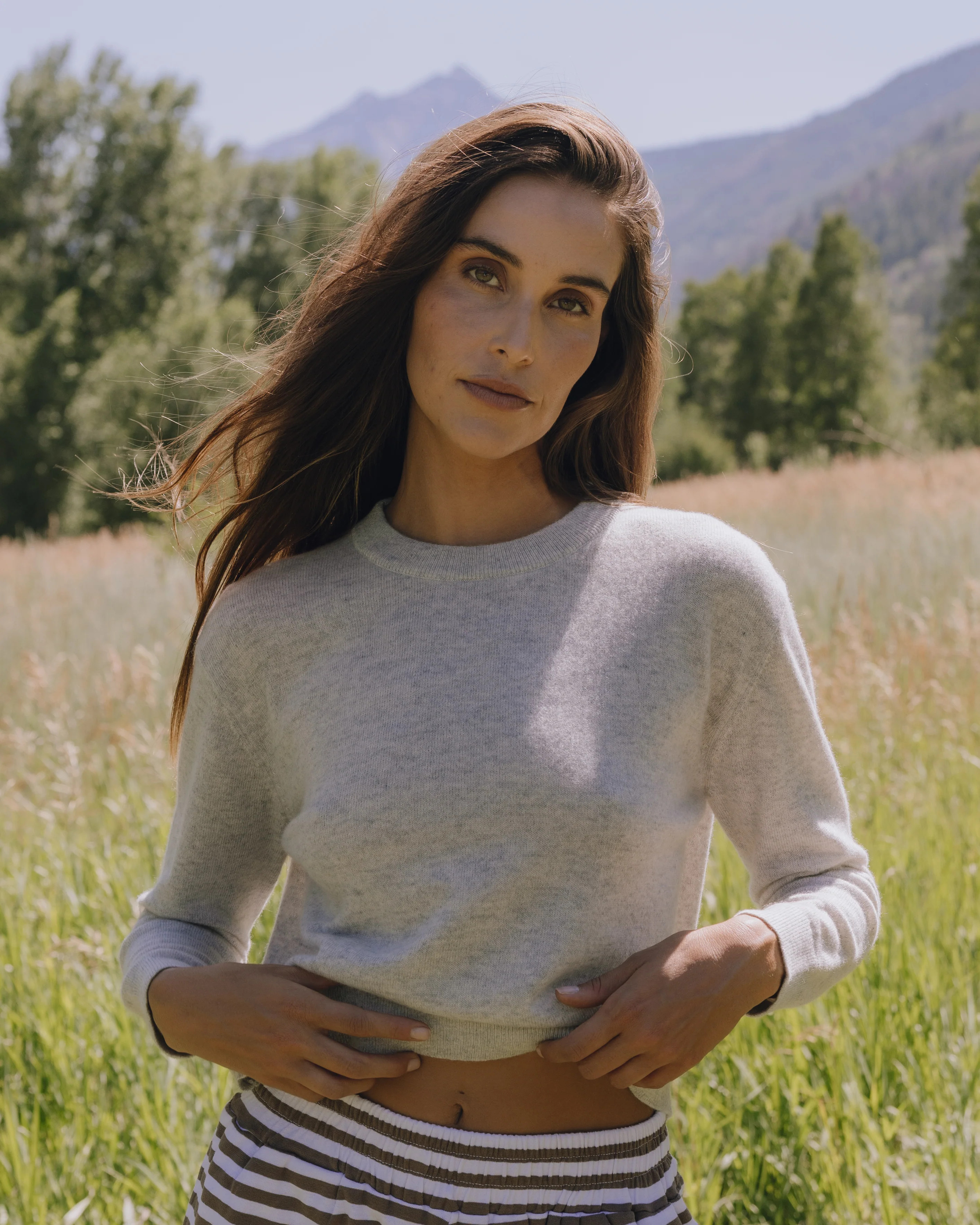 Shrunken Cashmere Sweater - Light Grey | Daily Drills