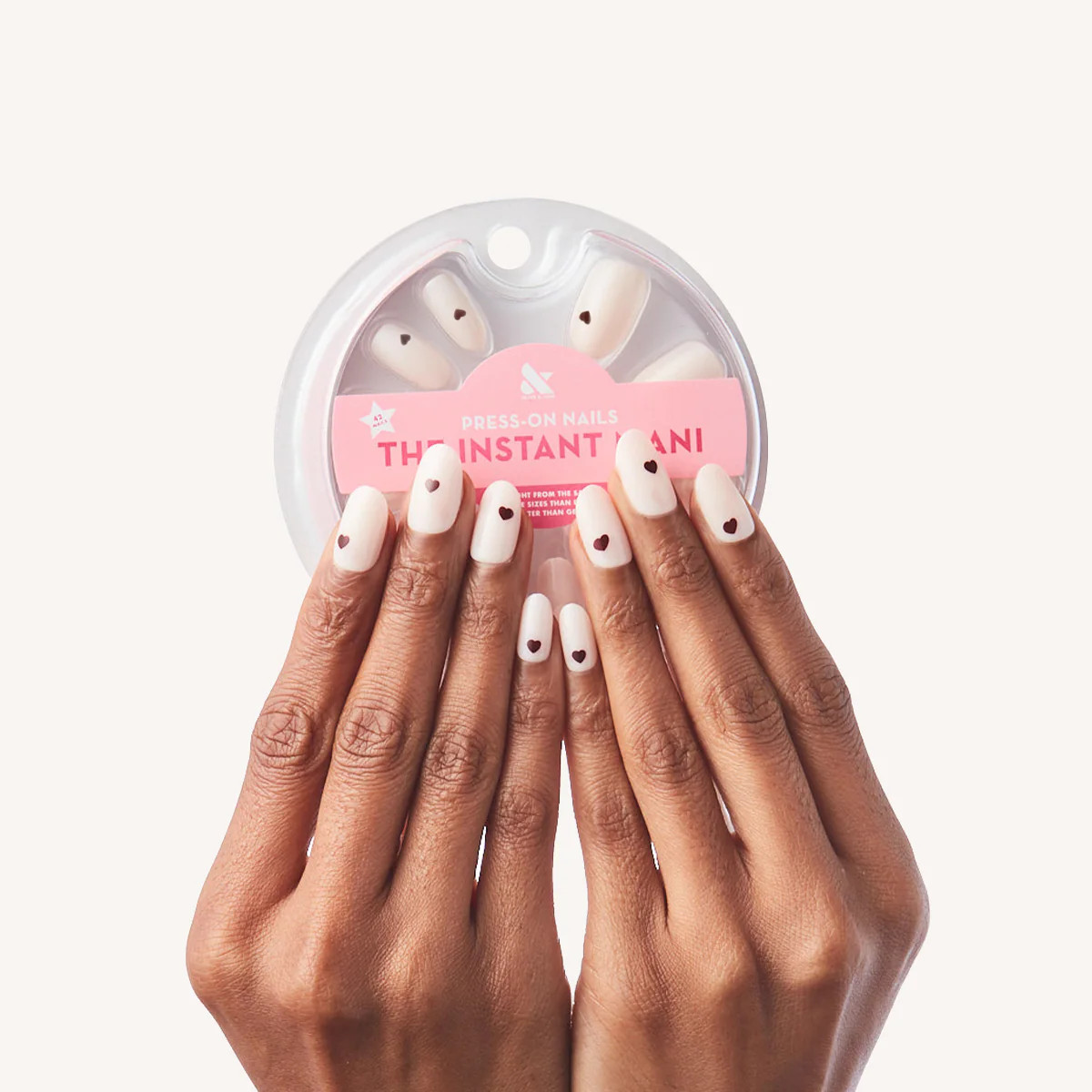 Vampy Heart - Press-On | Medium | Oval | Olive & June