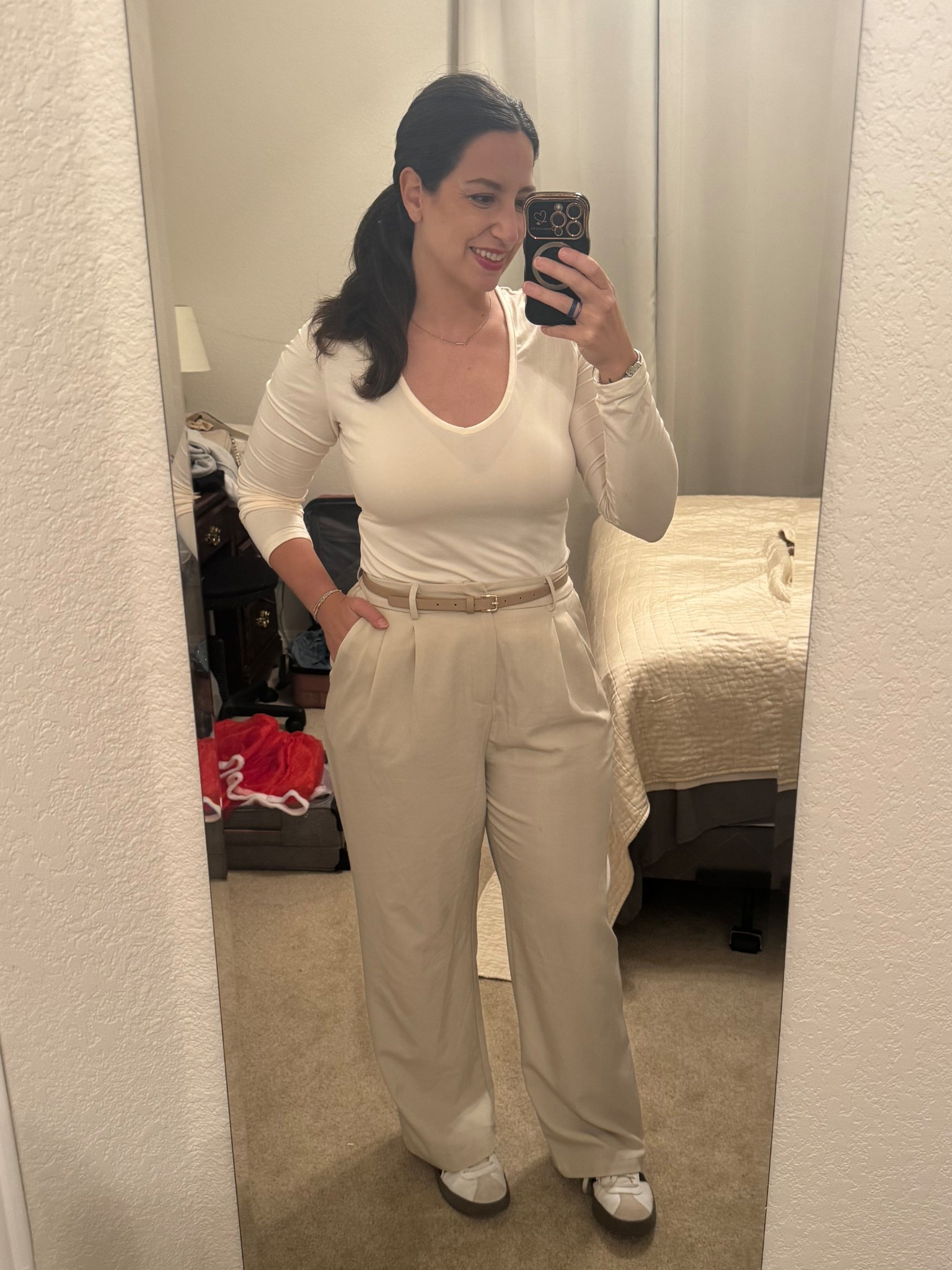 Keeping it casual with trousers. I am wearing size large in pants

#LTKgrwm #LTKootd #LTKMidsize