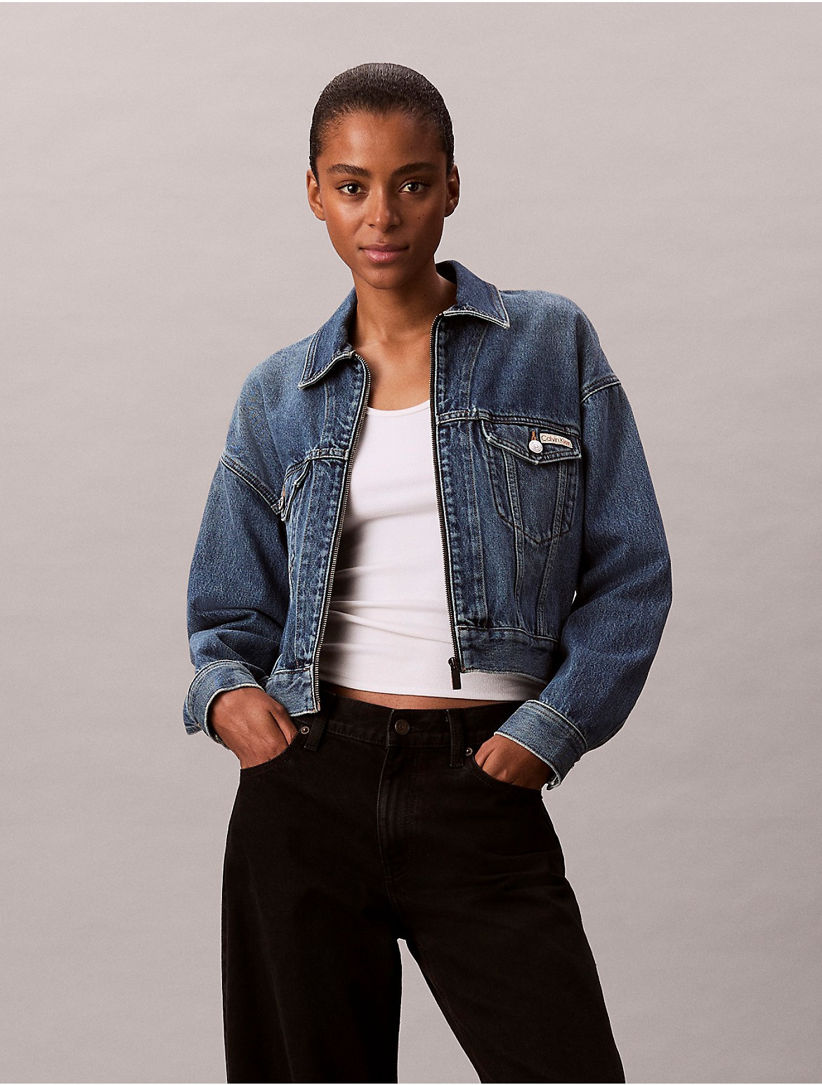Calvin Klein Women's Cropped Denim Zip Trucker Jacket - Blue - L | Calvin Klein (US)