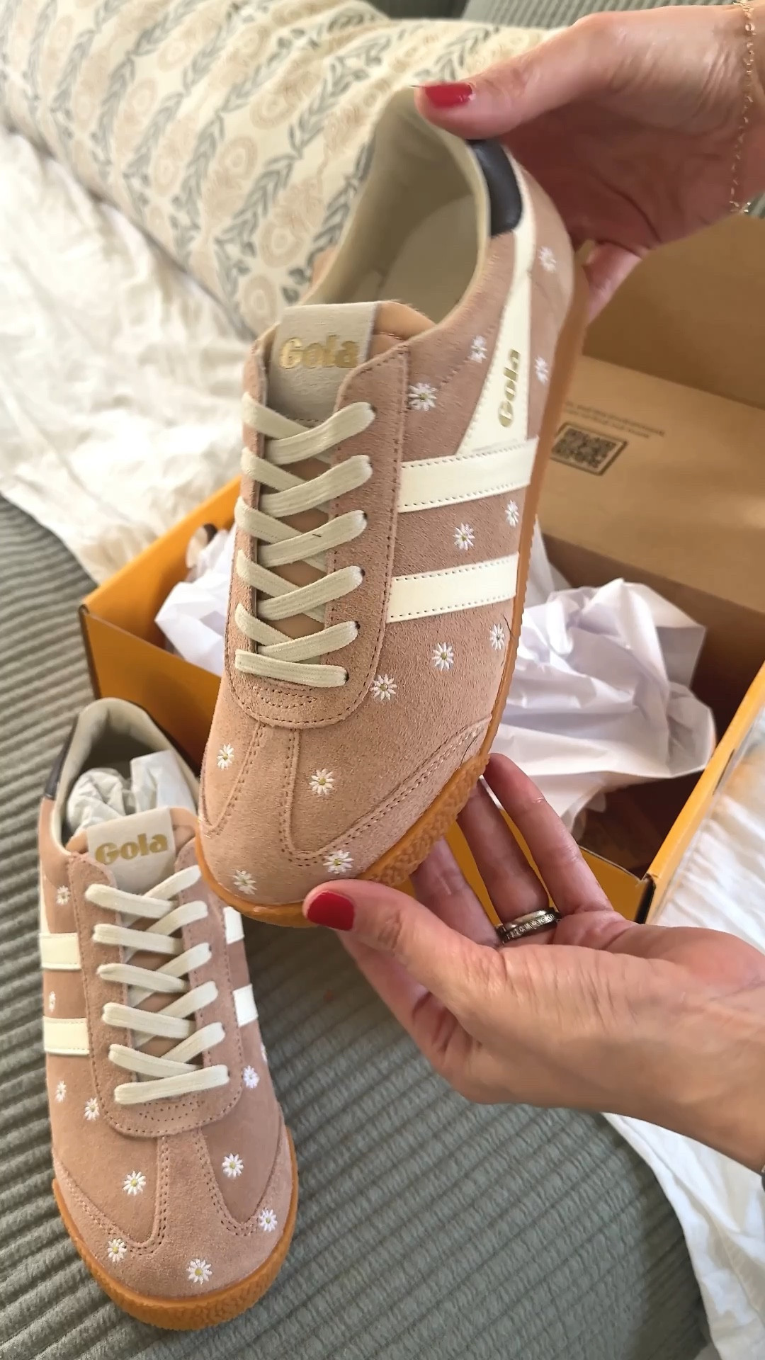 The CUTEST spring sneakers!! Gola elan sneaker ! 

#LTKunboxing #LTKspringtrends #LTKOver40