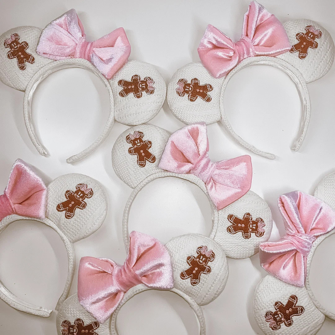 Embroidered Light Pink Cozy Inspired Mouse Gingerbread Mouse - Etsy | Etsy (US)