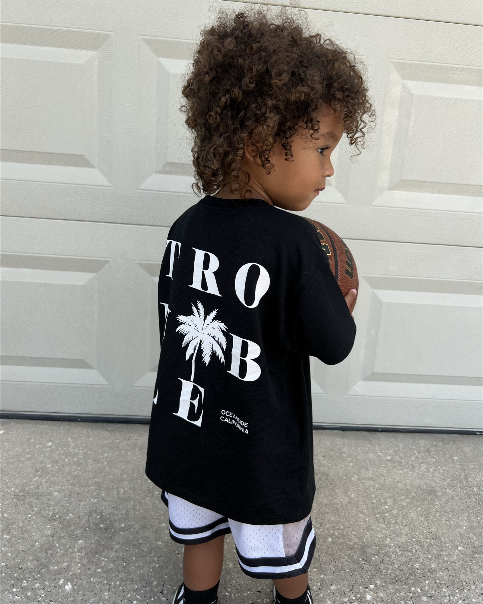 Chill weekend vibes 🩶🖤



#littletrouble #toddlerfashion #babysneakerhead

#LTKkids #LTKshoecrush #LTKfindsunder50