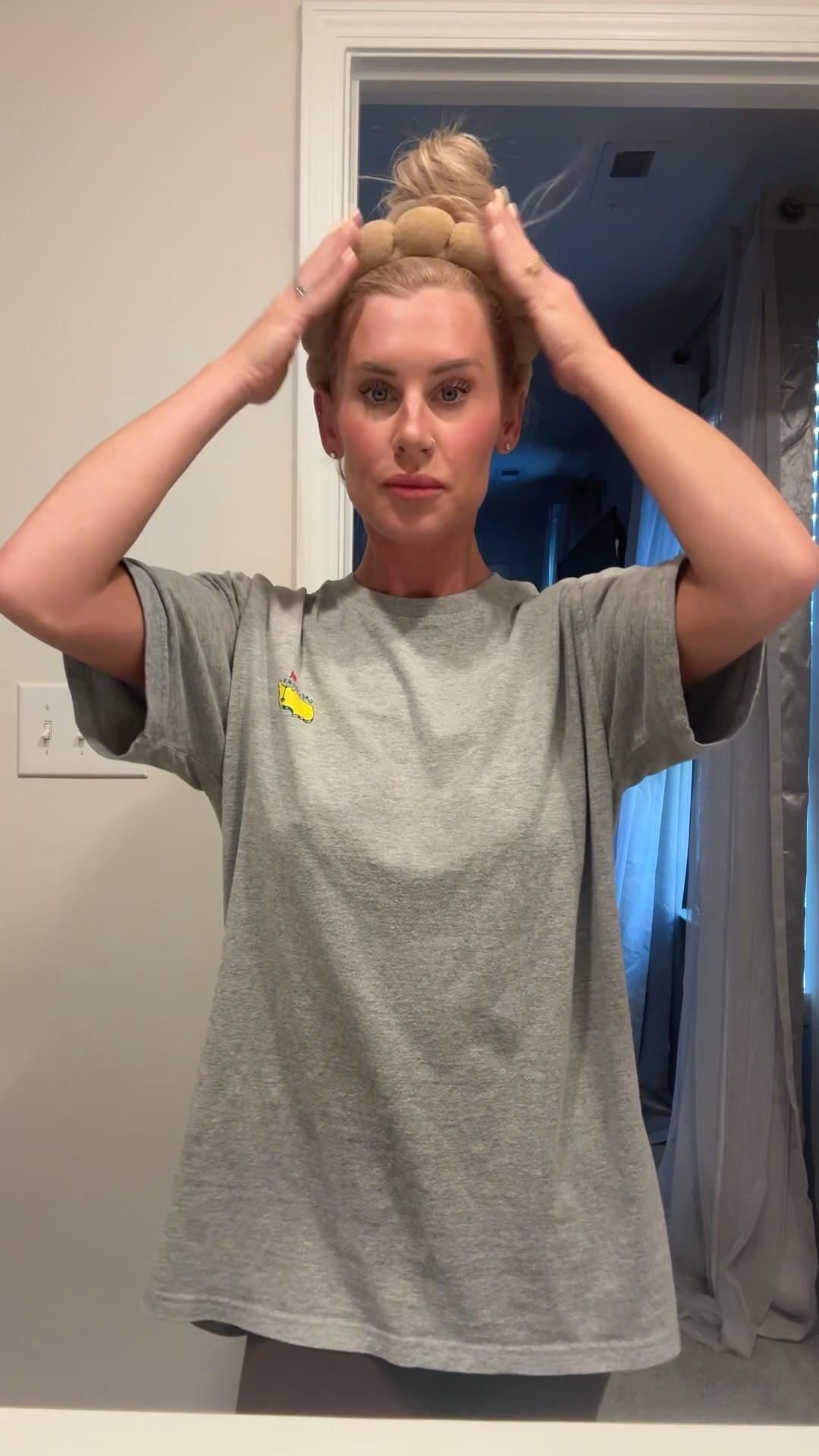 Get unready with me 🌙 self care and skin care routine 

#LTKootd #LTKgrwm #LTKdayinmylife