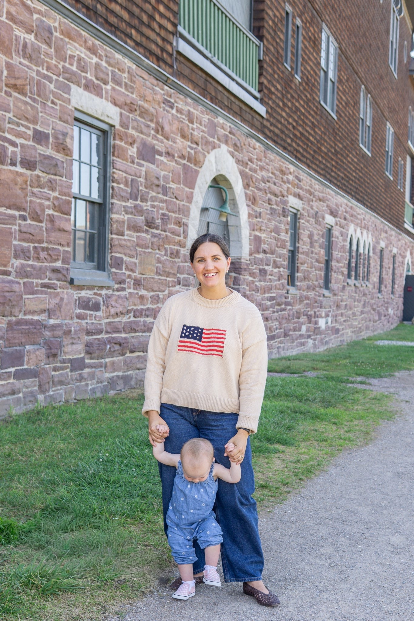 Meanwhile in Vermont 🍃🌲🌿

Still daydreaming of our stay at @basinharbor. It’s the perfect spot to sit lakeside and slowly transition from summer to fall. @shelburnefarms is just a quick drive away, allowing you to really appreciate all that Vermont has to offer. 🐮🐑🧀

#LTKFindsUnder100 #LTKMidsize #LTKTravel