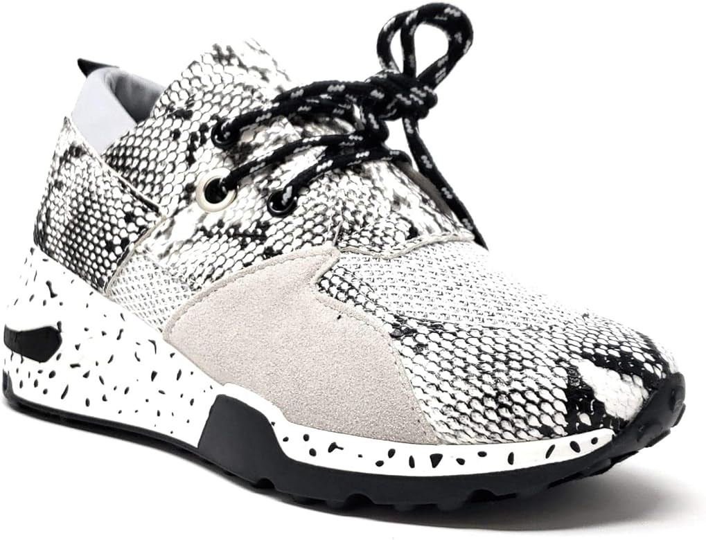 Women's Remy-18 Glitter Lace-Up Low Top Fashion Sneaker | Amazon (US)