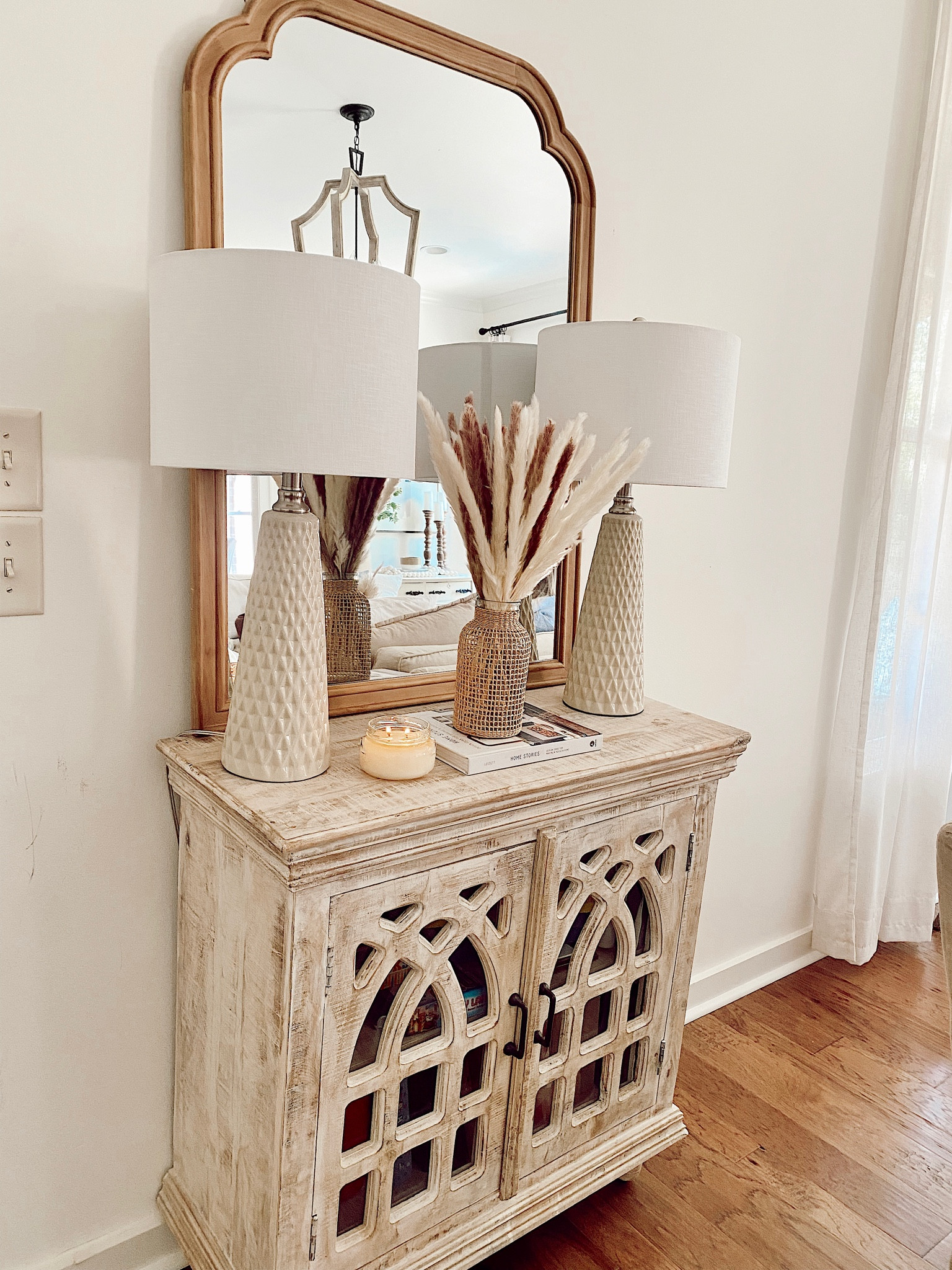 Fall decor // Home decor // Console table // Fall farmhouse 

#LTKhome #LTKstyletip #LTKSeasonal