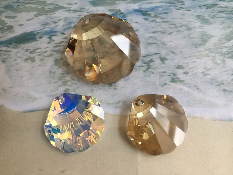 Swarovski crystal Shell pendant, 28mm and 40mm, Article # 6723,  sold individually | Etsy (US)