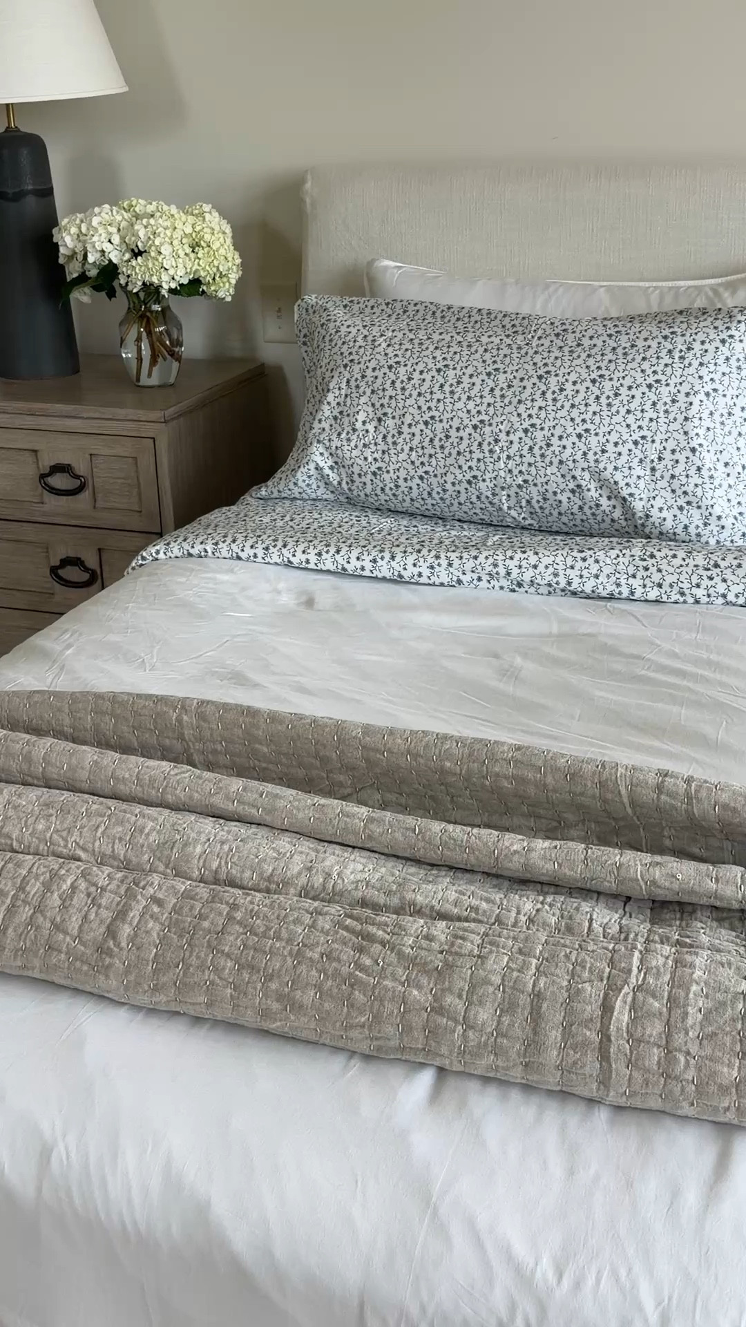 Spring bedding refresh from @onequince #QuincePartner  

bedding l spring l quilt 