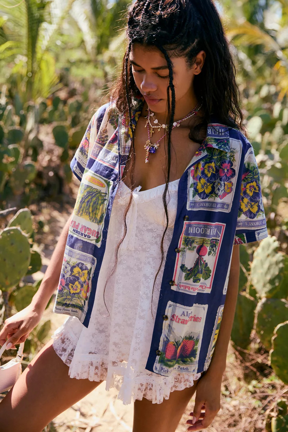 BDG Asher Printed Souvenir Short Sleeve Button-Down Shirt | Urban Outfitters (US and RoW)