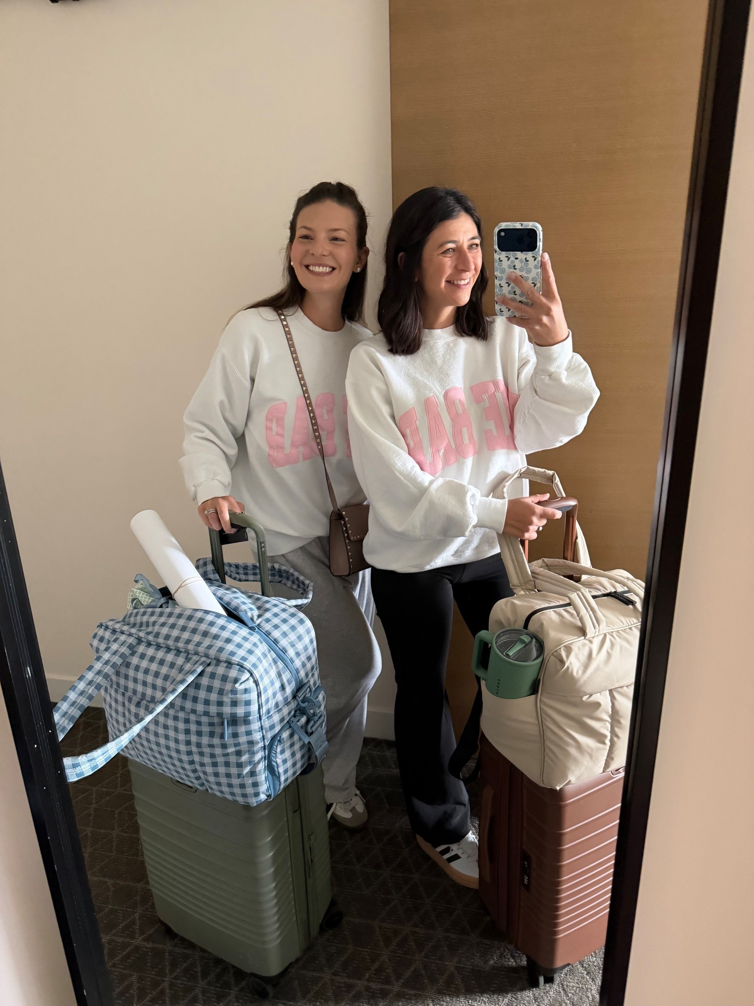 Travel day outfit and luggage! 

#LTKmomlife #LTKdayinmylife #LTKTravel