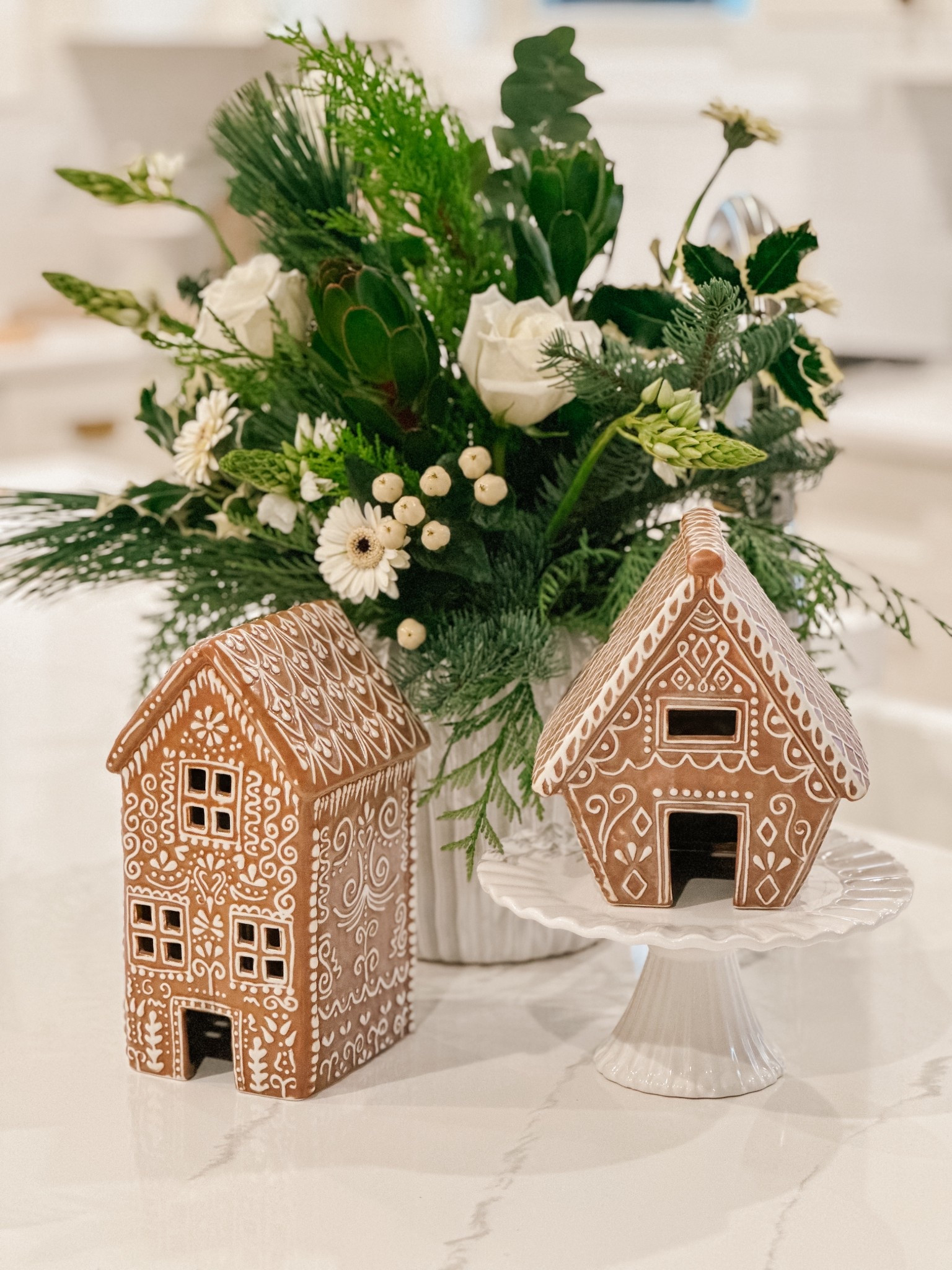 Kitchen Island Centerpiece! 🤎

Gingerbread EVERYTHING- 

#LTKSeasonal #LTKHome #LTKHoliday