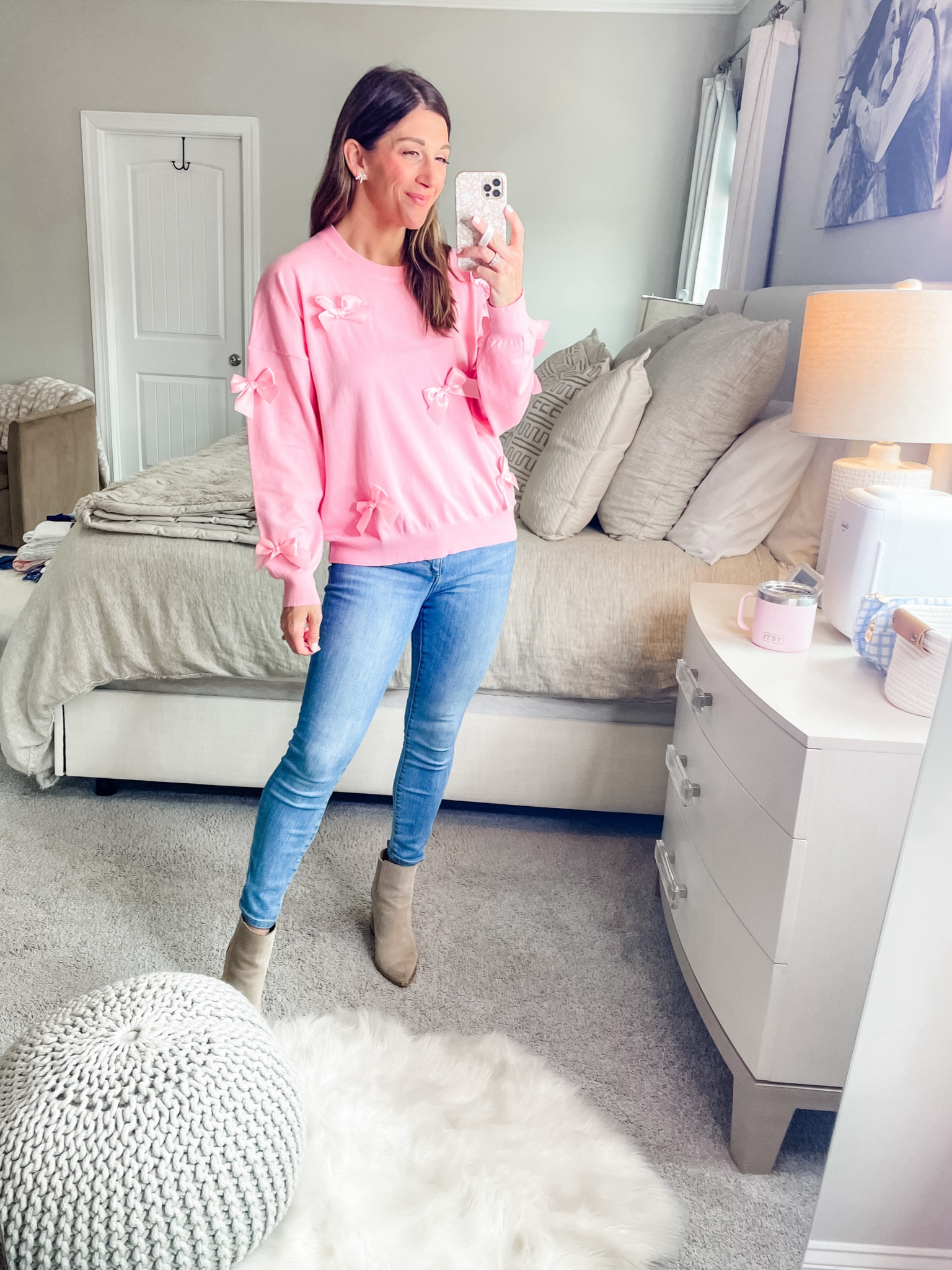 Shop outfit details below!
Sweater:TTS-medium
Shoes:older but linked. TTS-8
Earrings linked: yellow gold 

Click below to shop!


#LTKHoliday #LTKStyleTip #LTKSeasonal