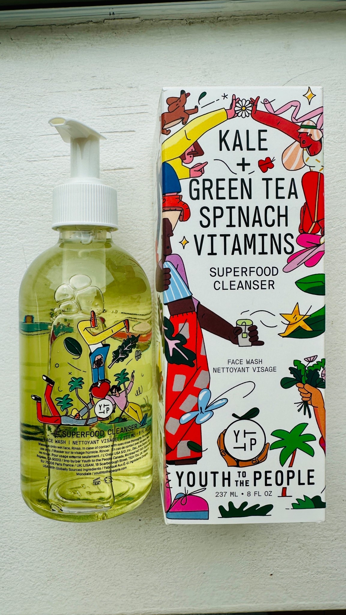 MY FAVORITE CLEANSER SMELLS LIKE GRASS, FEELS LIKE SILK, & REMOVES MAKEUP EFFORTLESSLY

PRO-GRADE SKINCARE FOR ALL SUPERFOODS + SCIENCE™
VEGAN FORMULAS
CREATED IN CALIFORNIA