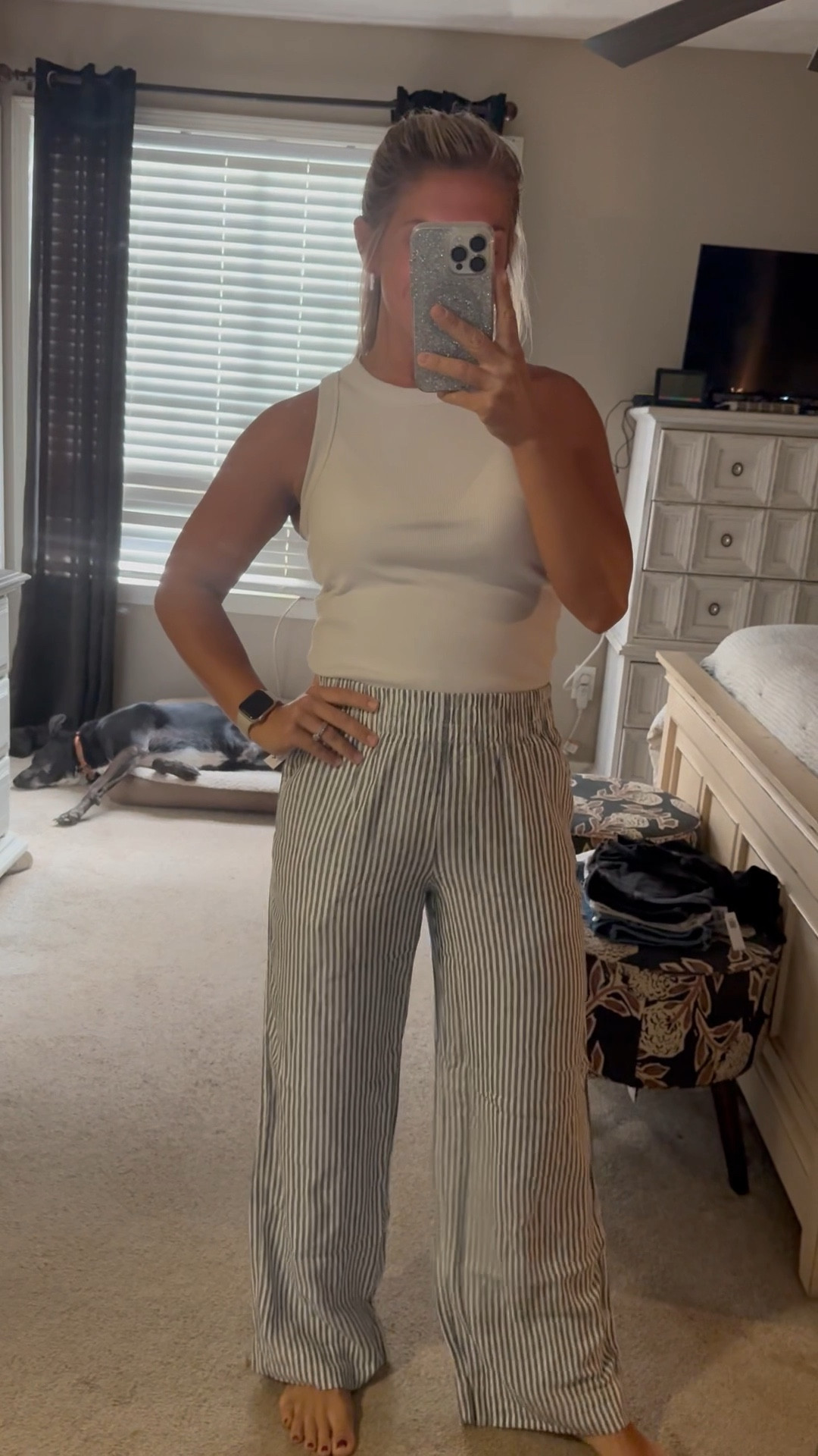 Wearing the medium tank and size small pants 

#LTKStyleTip #LTKSeasonal #LTKFindsUnder50