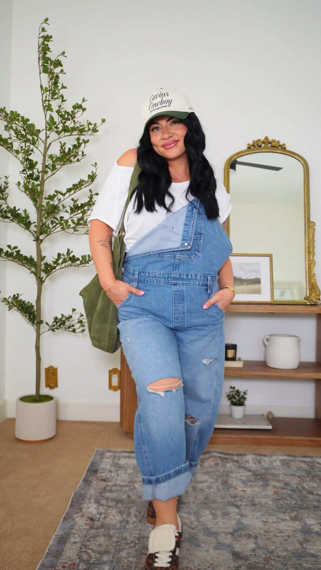 wearing a size large in the top and overalls! 

#LTKootd #LTKgrwm #LTKMidsize
