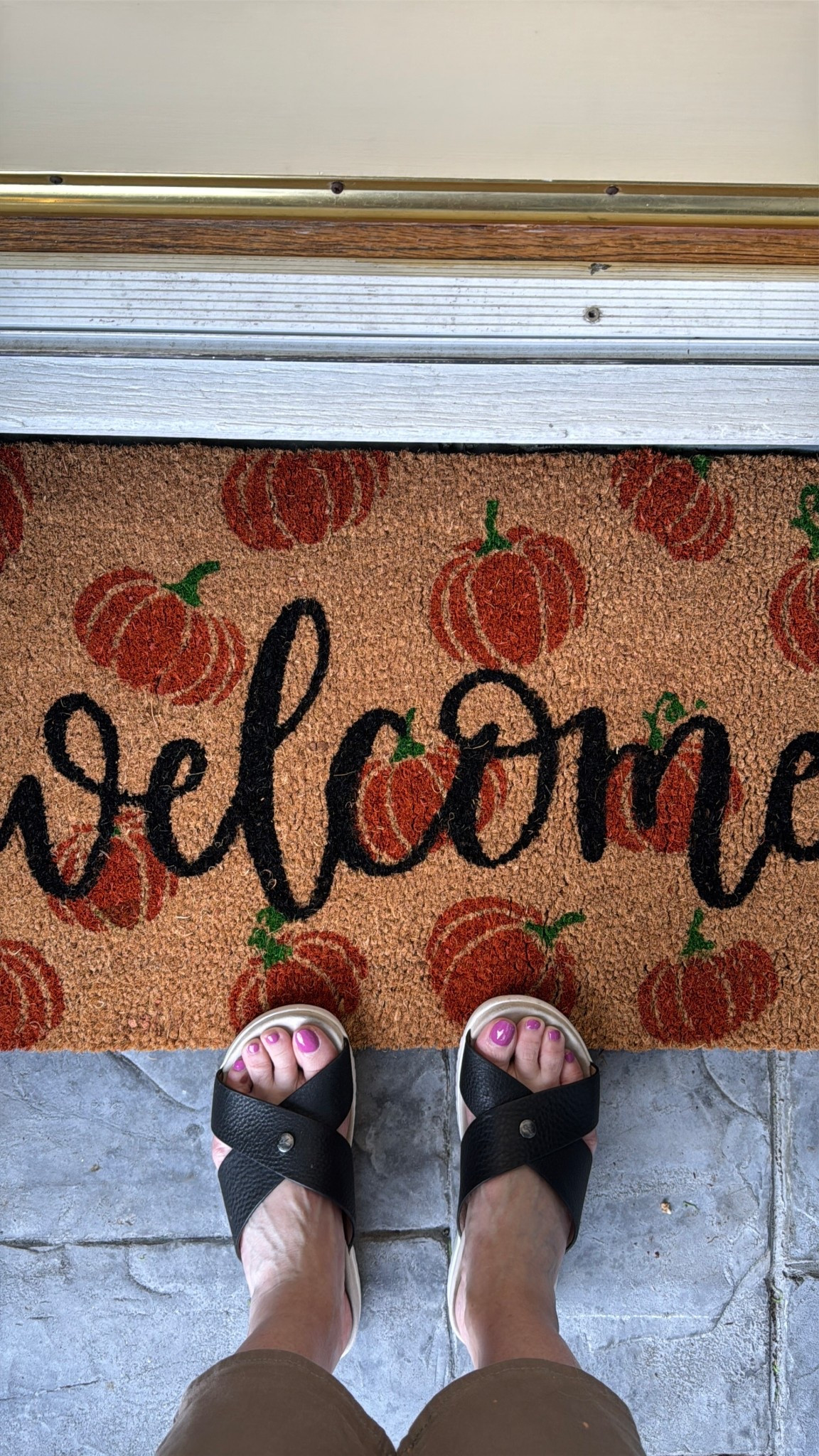 Your fall entryway upgrade is here. 🍂
 This pumpkin doormat is durable, festive, and perfect for greeting guests or trick-or-treaters all season. Shop it now through my LTK before it sells out!

  #LTKFinds #LTKFall #LTKDecor#LTKautumn

#LTKSeasonal #LTKHome
