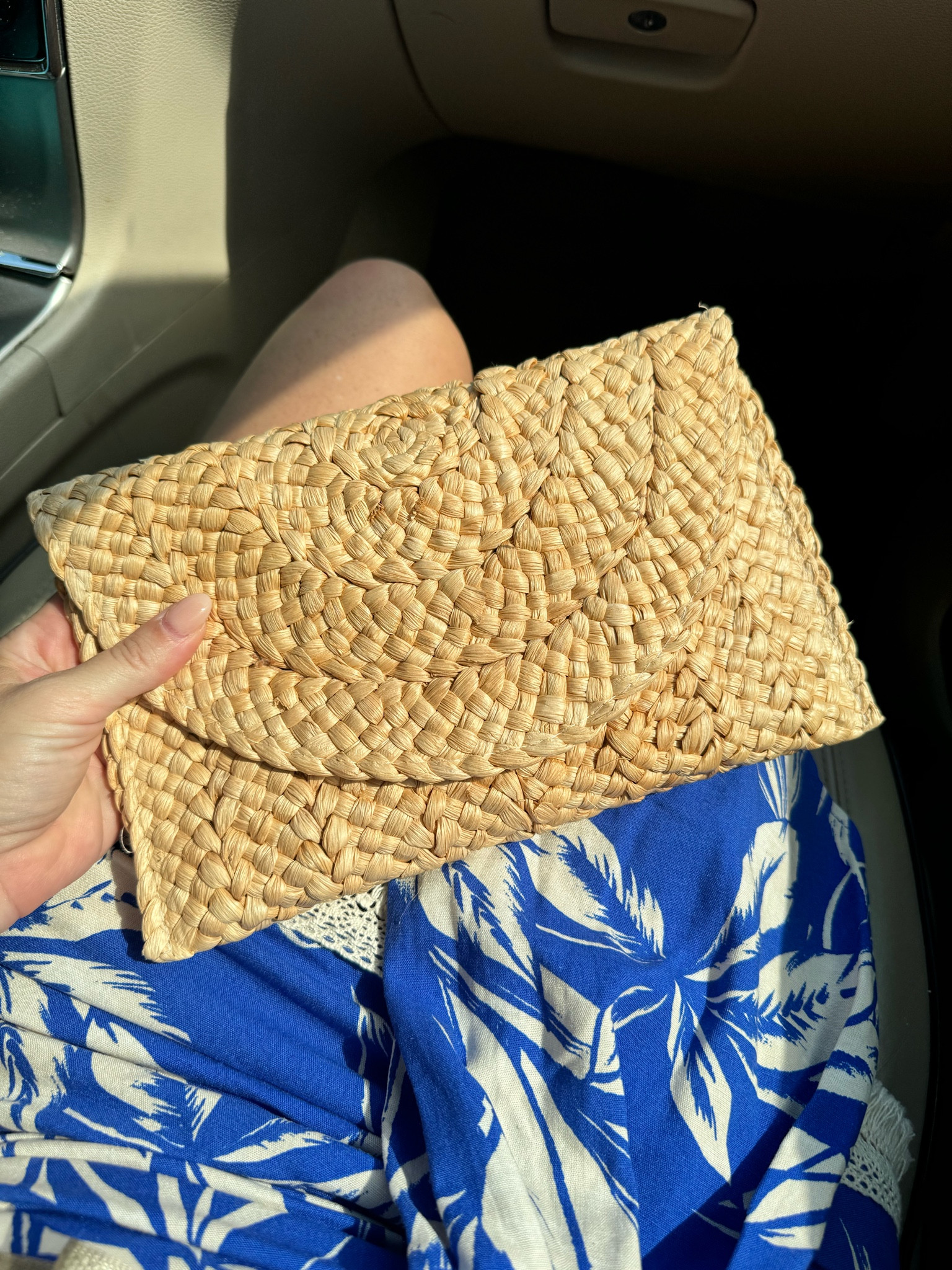 Cutest little clutch from Amazon. Plan on customizing with a fun vintage brooch! 

Resort
Vacation
Summer outfit
Summer accessory 

#LTKFindsUnder50 #LTKStyleTip #LTKSaleAlert