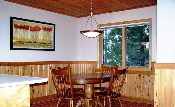 Mount Shasta Resort | Hotels.com (US)