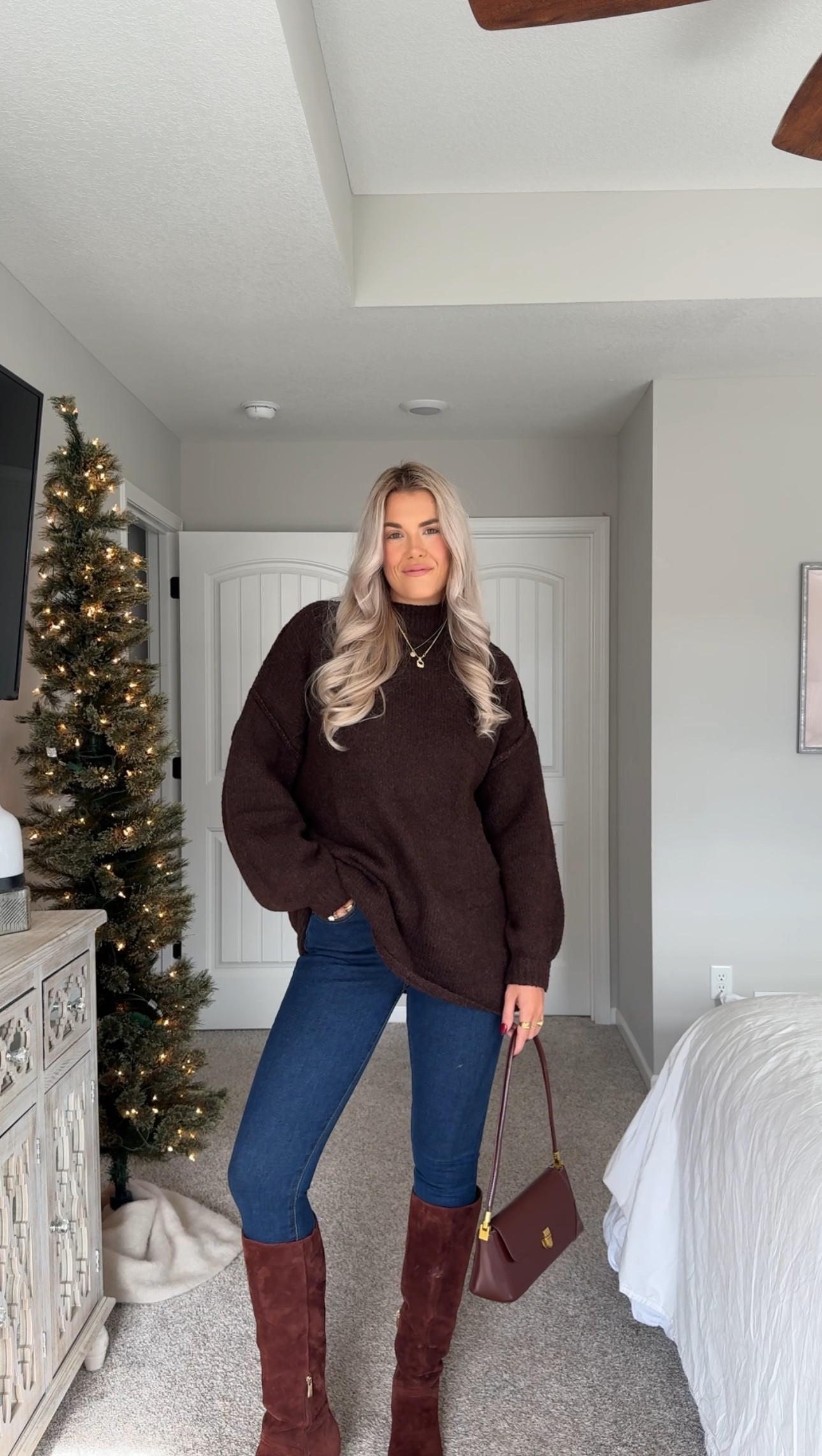 size 25 extra long in jeans. my exact wash is sold out so linking similar! (same brand and cut) size medium in sweater but it’s very oversized 

#LTKSeasonal #LTKFindsUnder50 #LTKShoeCrush