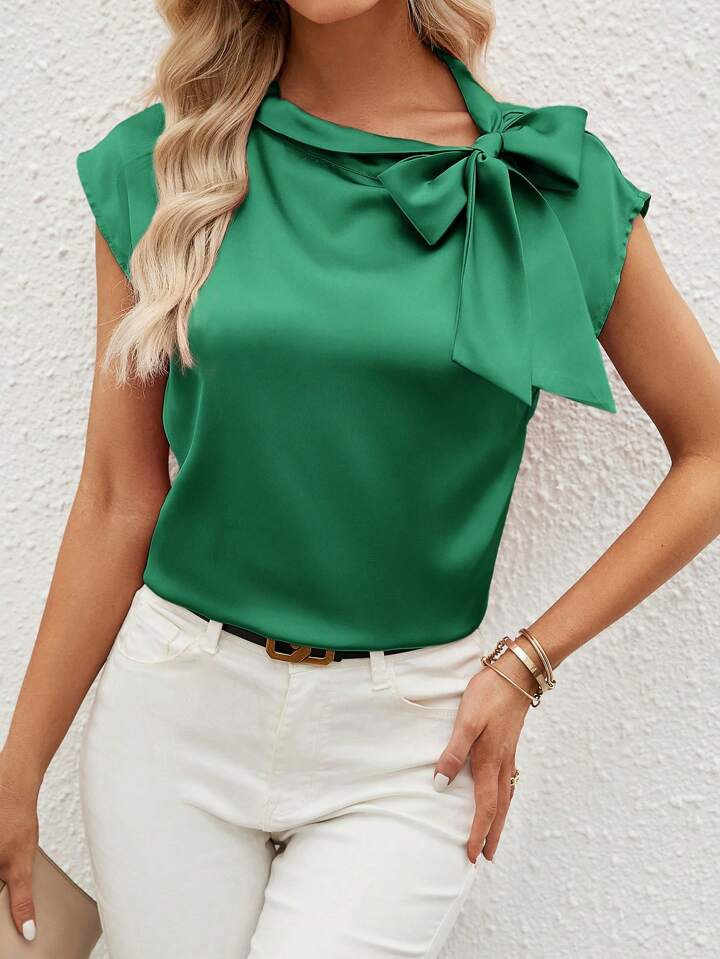 SHEIN Clasi Elegant Women's Green Tie Neck Blouse With Cap Sleeves And Knot Detail | SHEIN